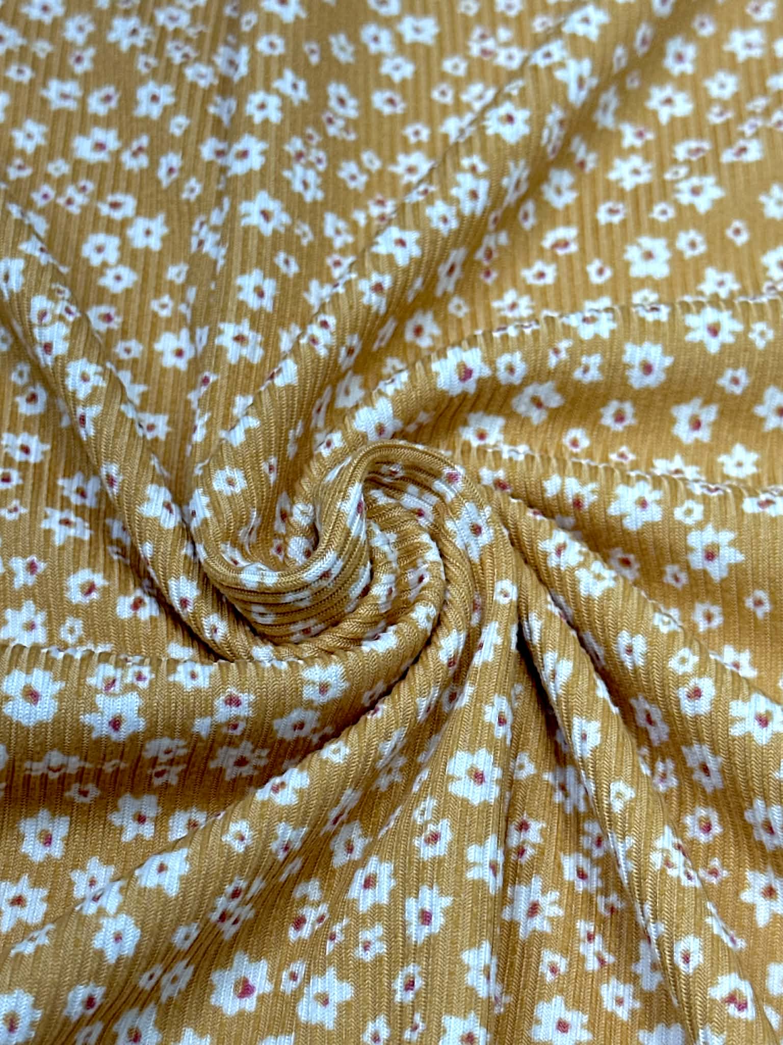 (2X2 YUMMY RIB) OFF WHITE AND FUCHSIA TINY FLOWERS ON ORANGE