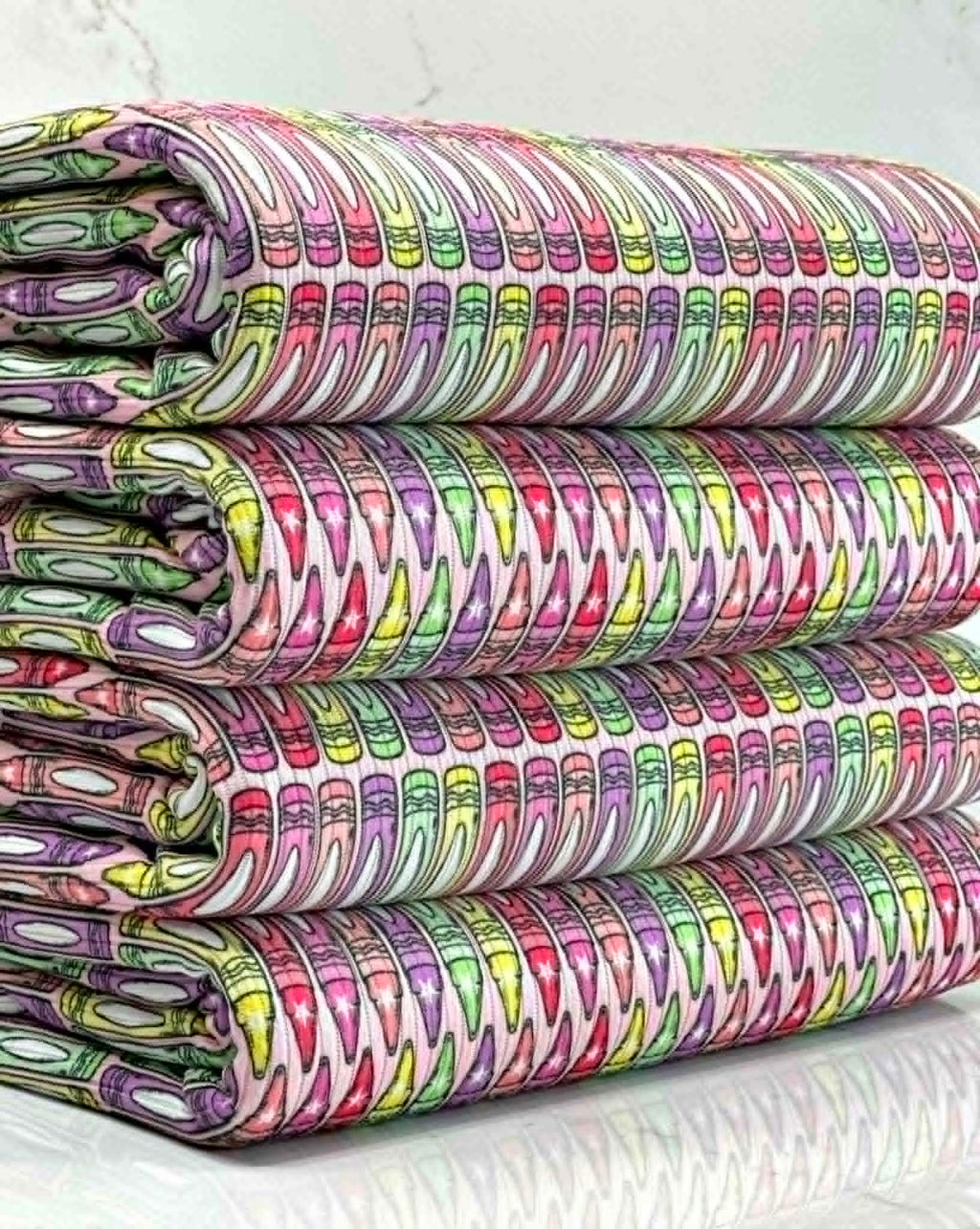 (4X2 YUMMY RIB) CRAYONS ON PINK
