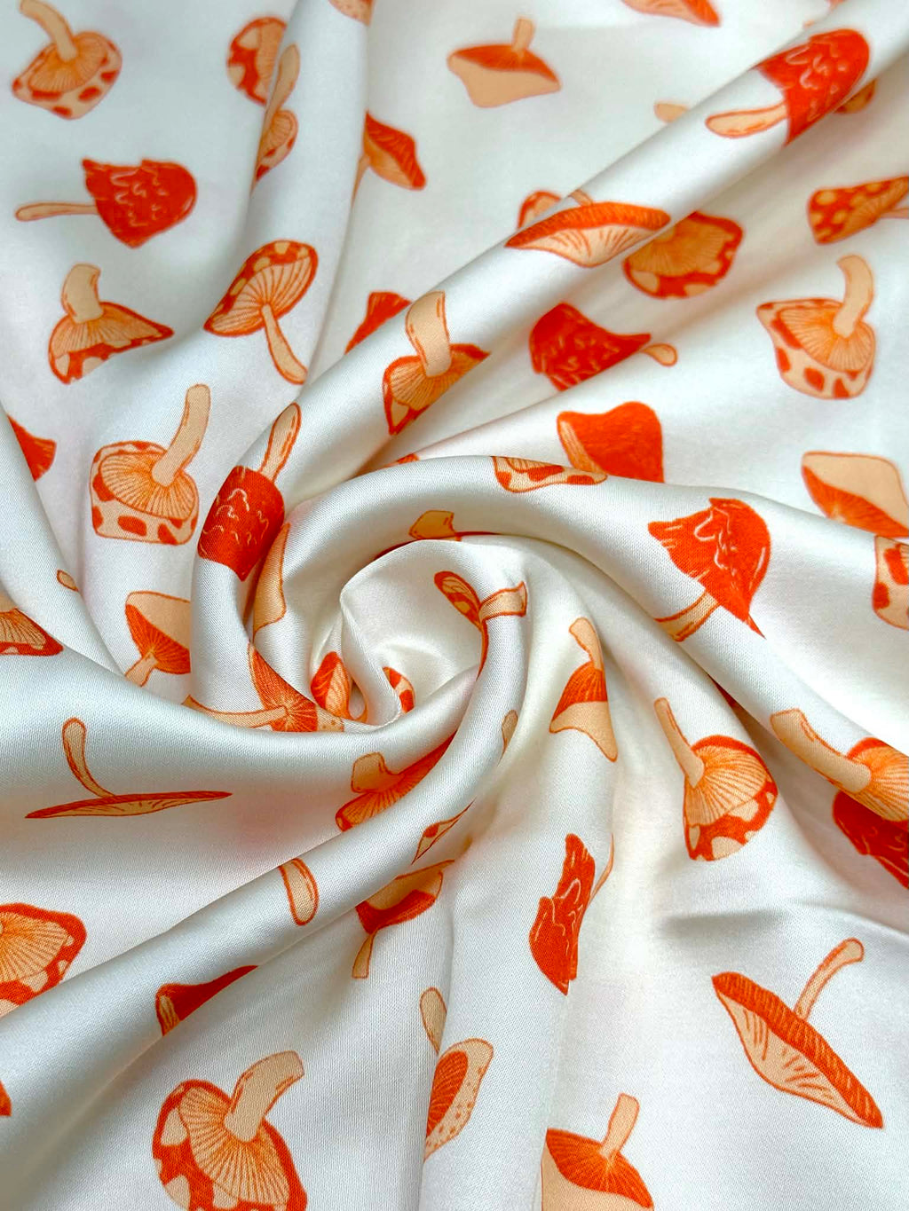 (SATIN) ORANGE MUSHROOMS ON CREAM(5)