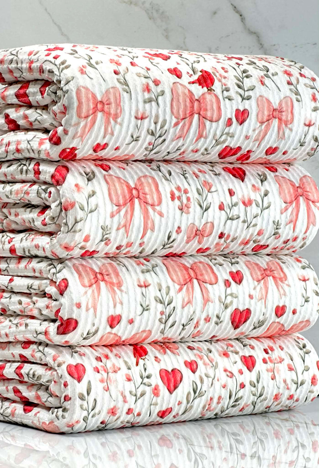 (URBAN RIB) HEARTS, BOWS, FLOWERS, AND RED BIRDS ON OFF WHITE
