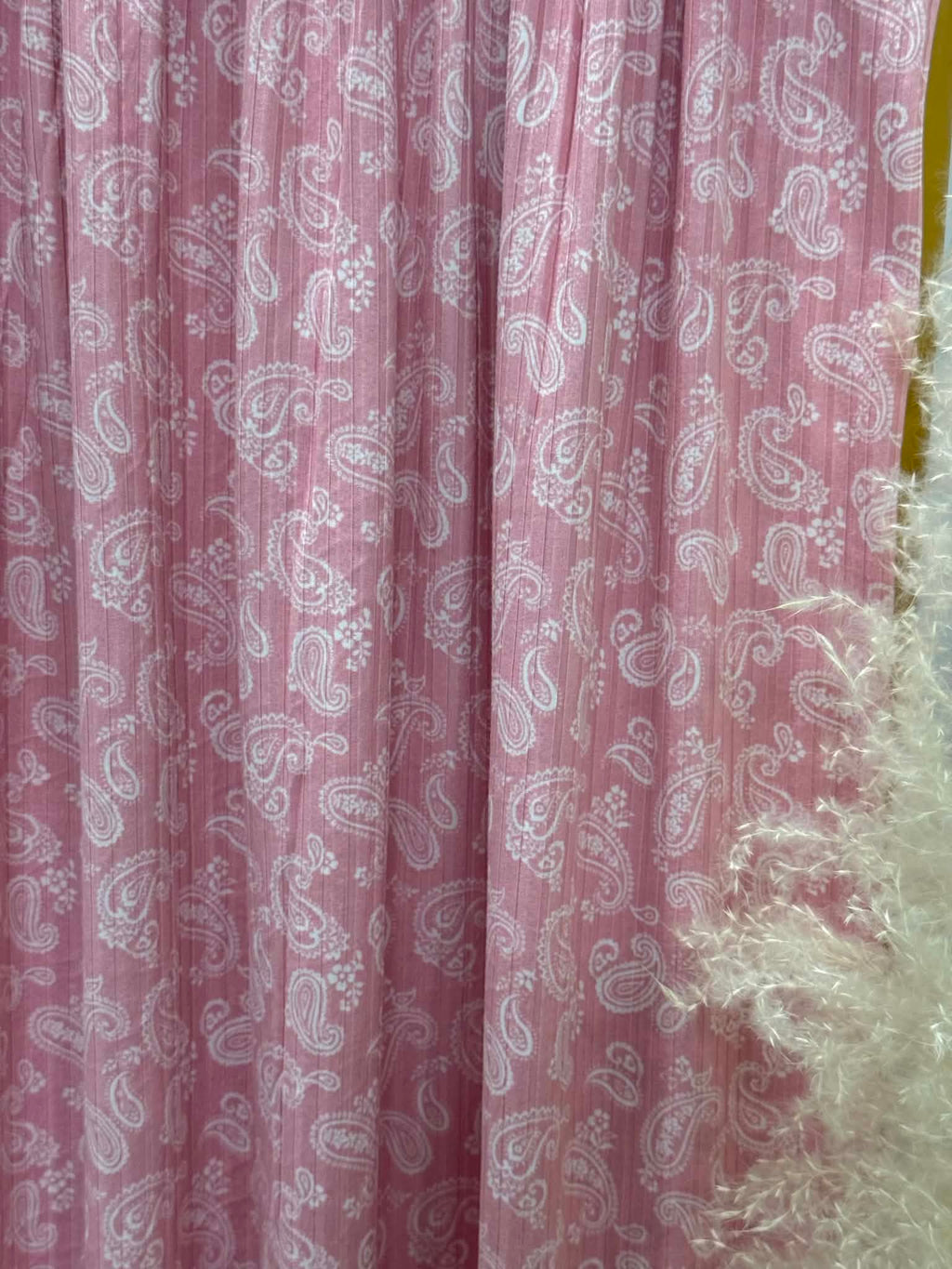 (WIDE RIB) PINK PAISLEY PRINT