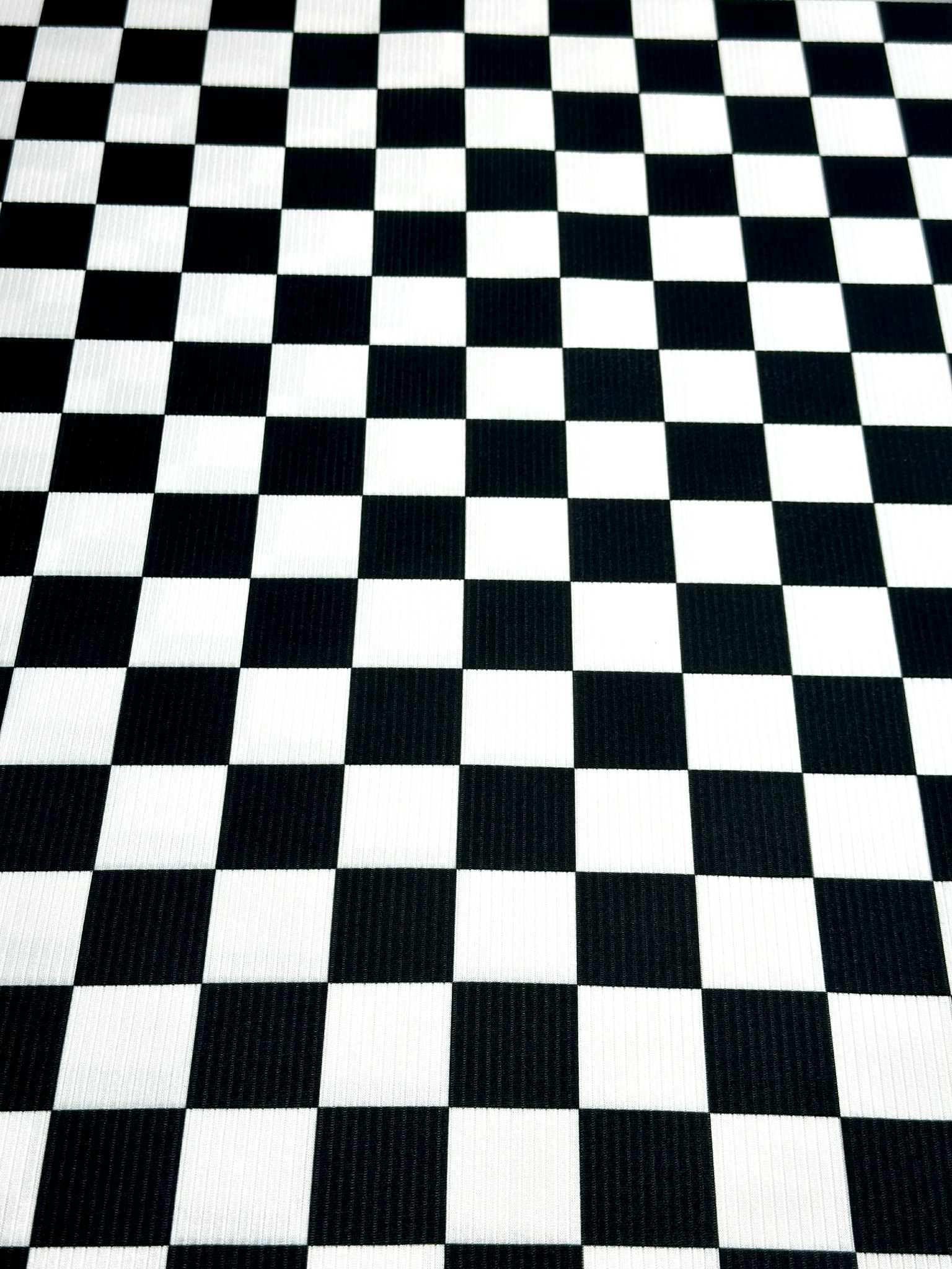 (4X2 RIB) MEDIUM BLACK AND OFF WHITE CHECKERED