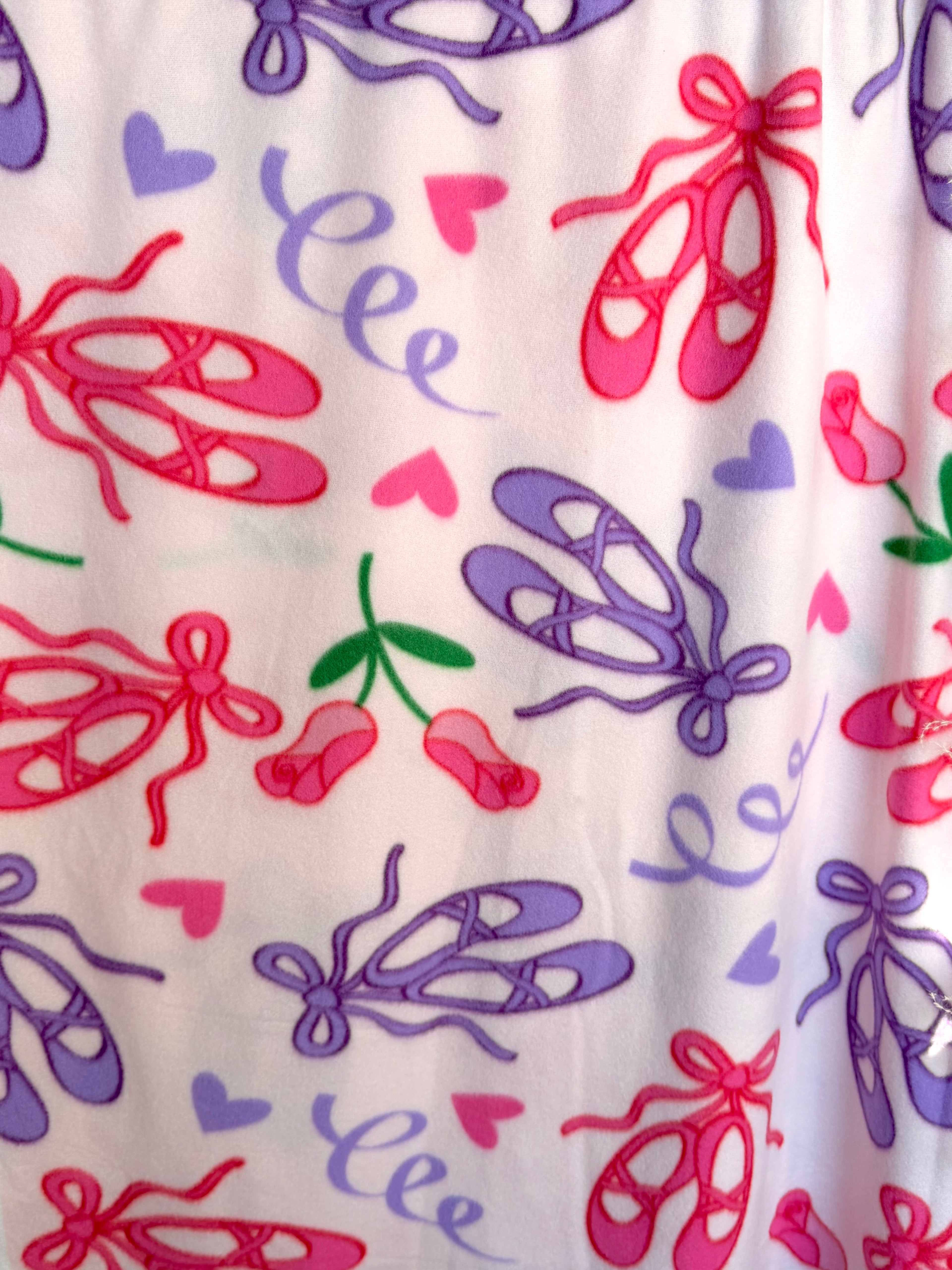 (POLAR FLEECE) BALLET SHOES AND FLOWERS
