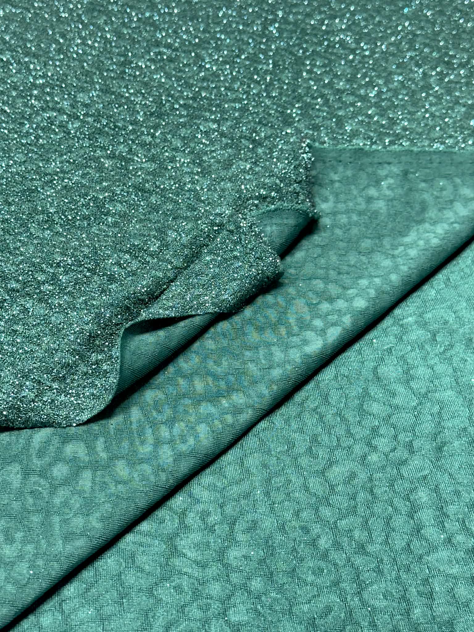 (KNIT) 3D EMERALD AND GLITTER LEOPARD