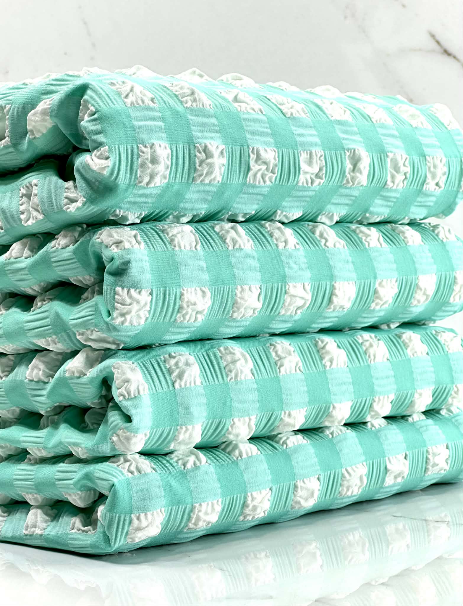 (POPCORN/ BUBBLE) MINT AND OFF WHITE GINGHAM PATTERN