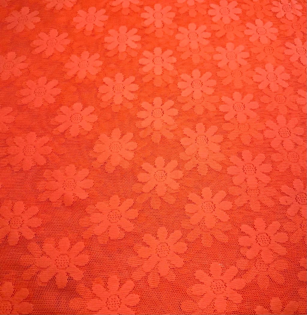 (LACE) BRIGHT ORANGE DAISIES