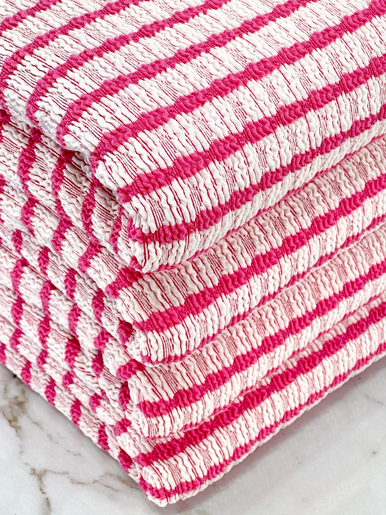 (GUAPO STRIPE) FUCHSIA STRIPES ON OFF WHITE