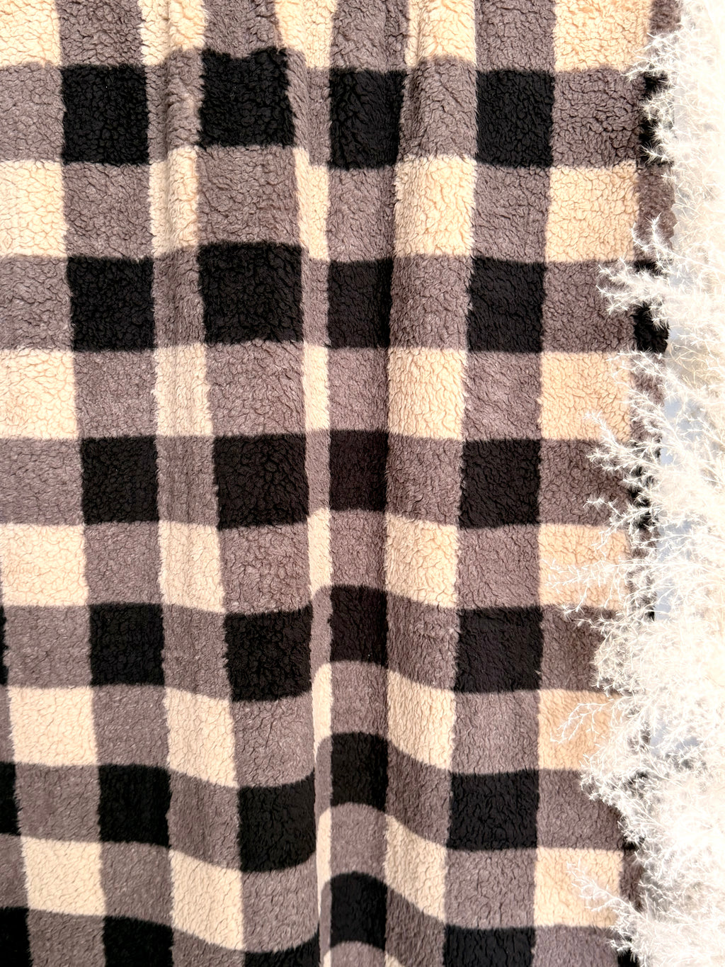 (SHERPA) TAUPE, MOCHA AND BLACK BUFFALO PLAID