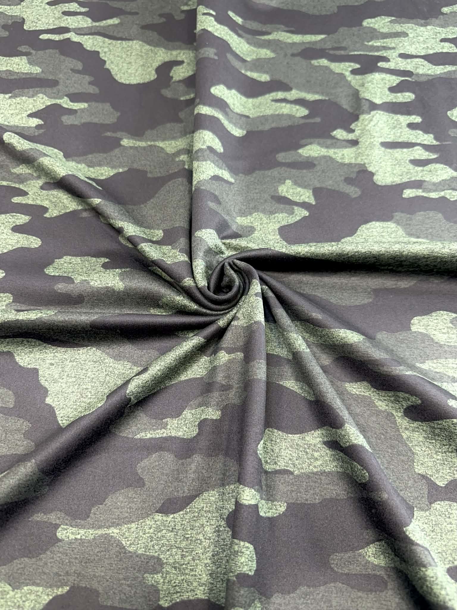 (YOGA) OLIVE AND BLACK CAMOFLAGE
