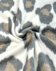 (BRUSHED SWEATER KNIT) LEOPARD ON OFF WHITE (1)