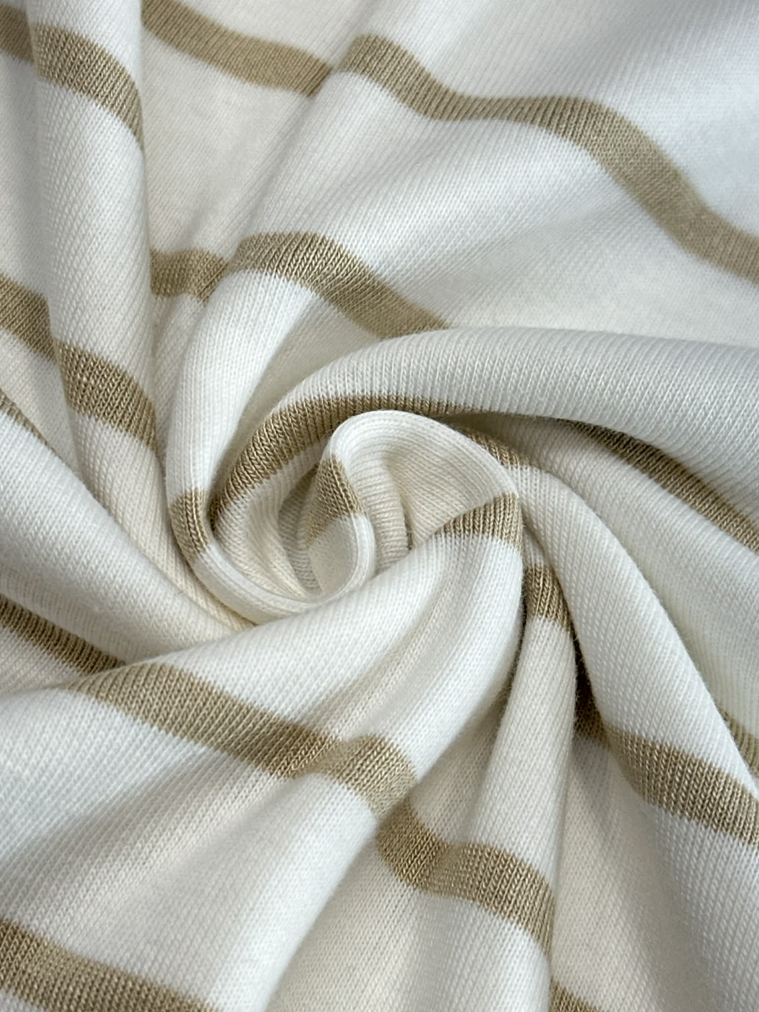 (BABY RIB) VINTAGE GOLD STRIPES ON OFF WHITE