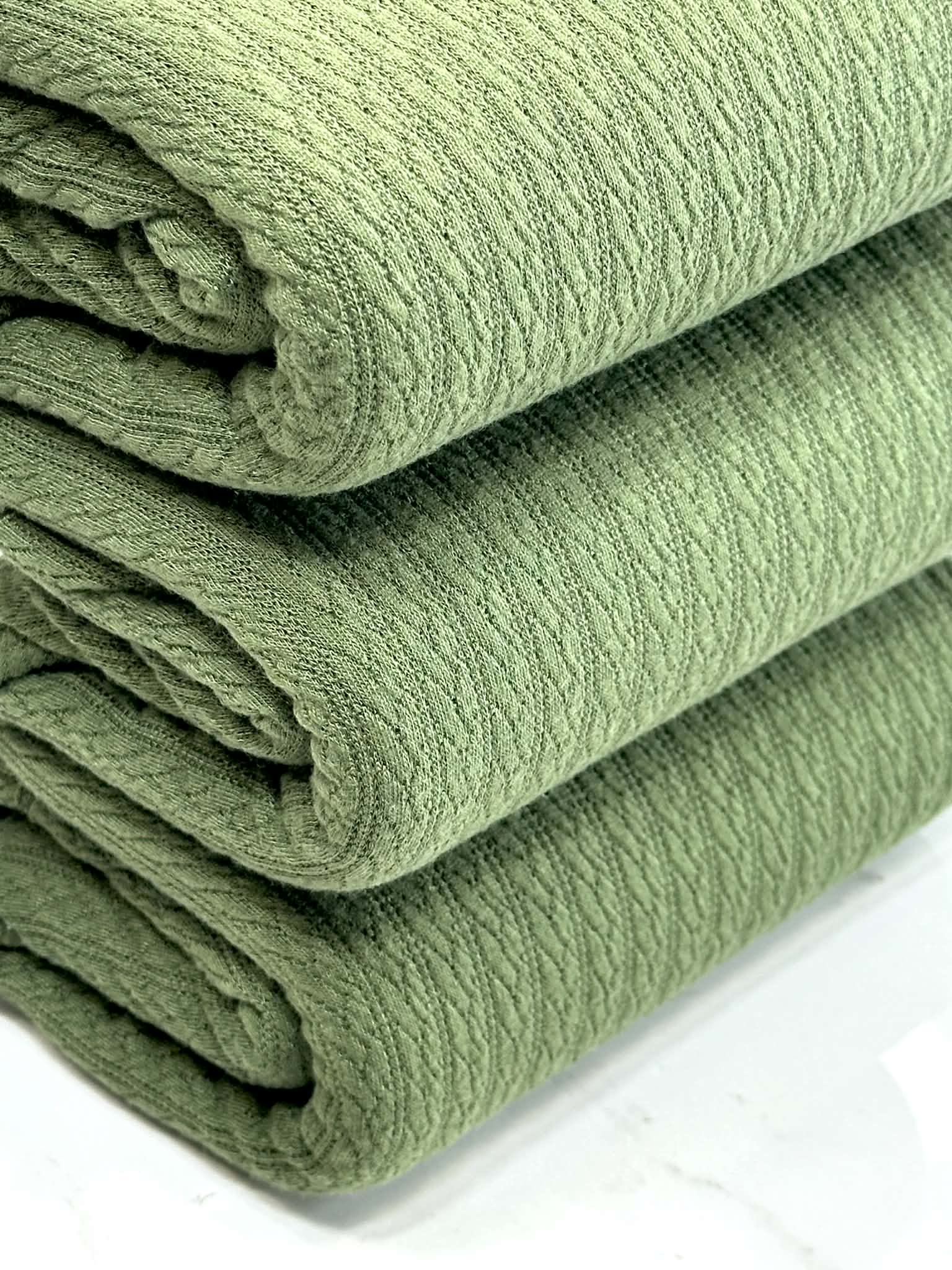 (CABLE KNIT ) OLIVE