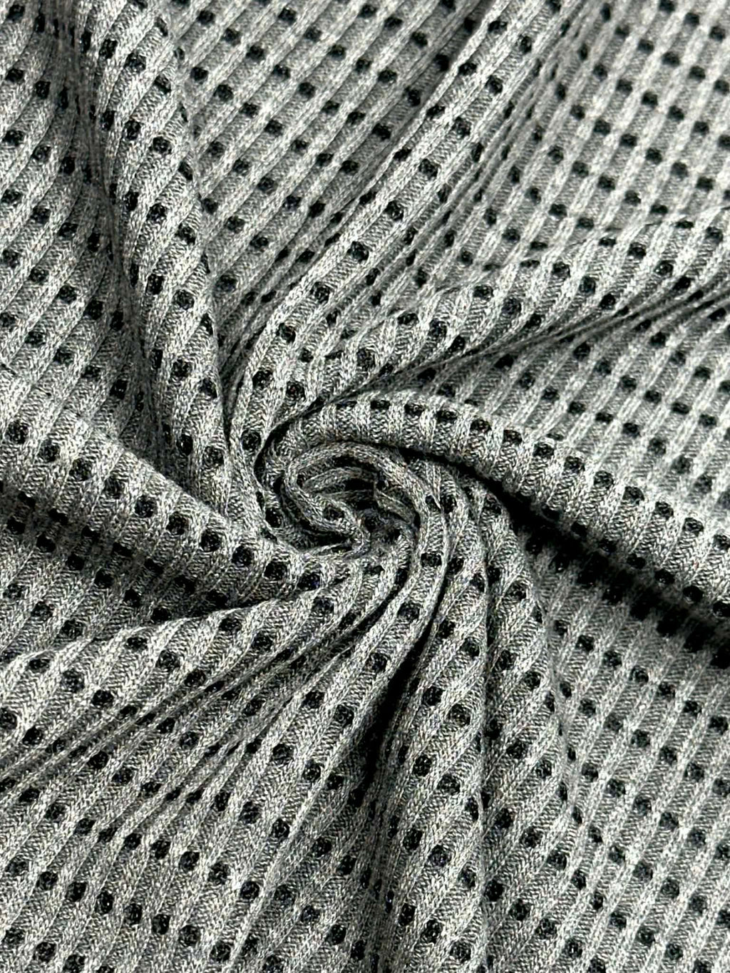 (WAFFLE) BLACK DOTS STRIPE ON CHARCOAL