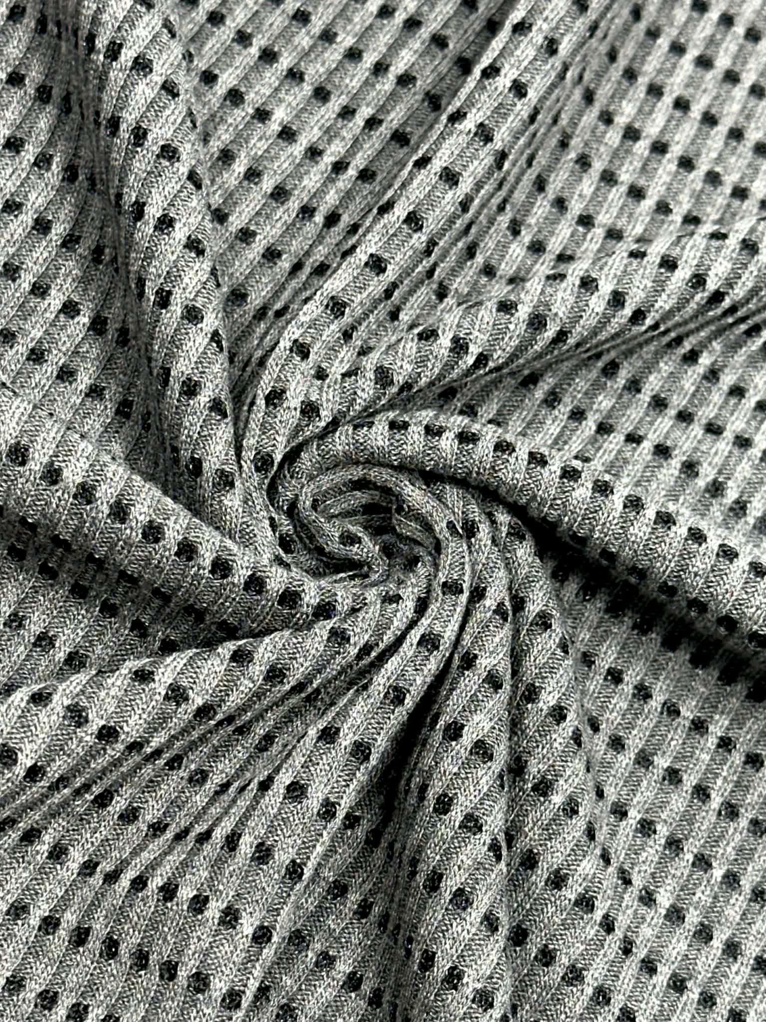 (WAFFLE) BLACK DOTS STRIPE ON CHARCOAL