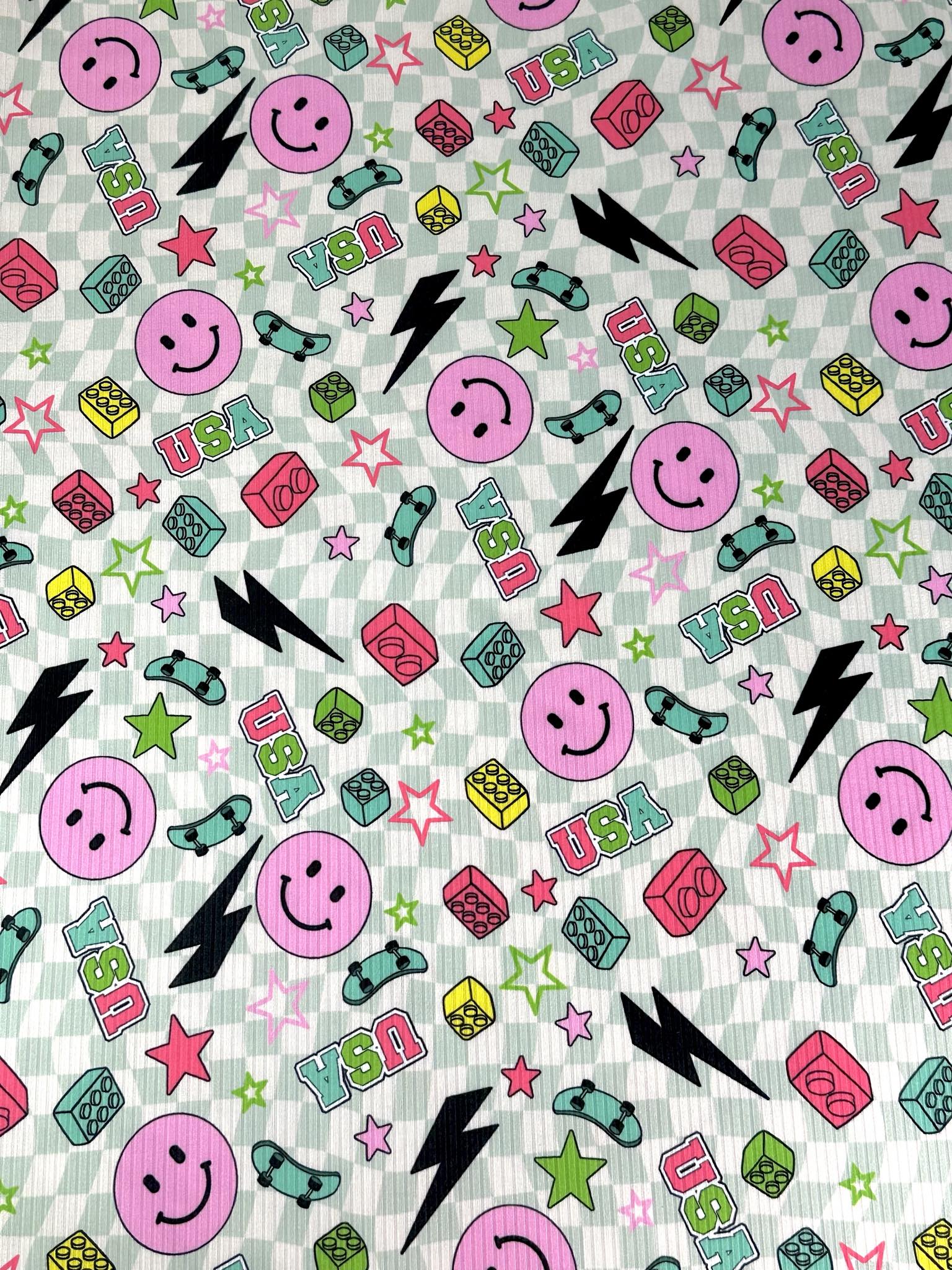 (YUMMY RIB) PINK HAPPY FACES AND SKATEBOARDS ON CHECKERED WAVE