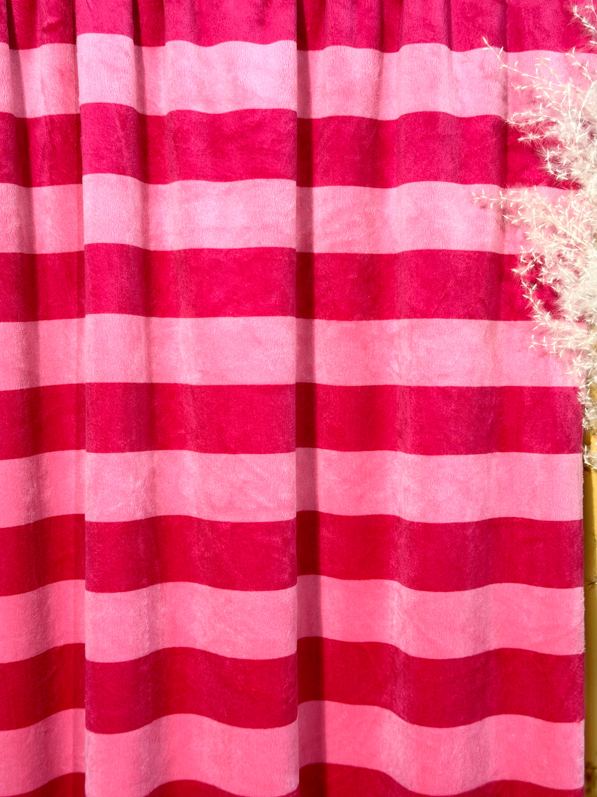 (MINKY) PINK & DEEP PINK STRIPES