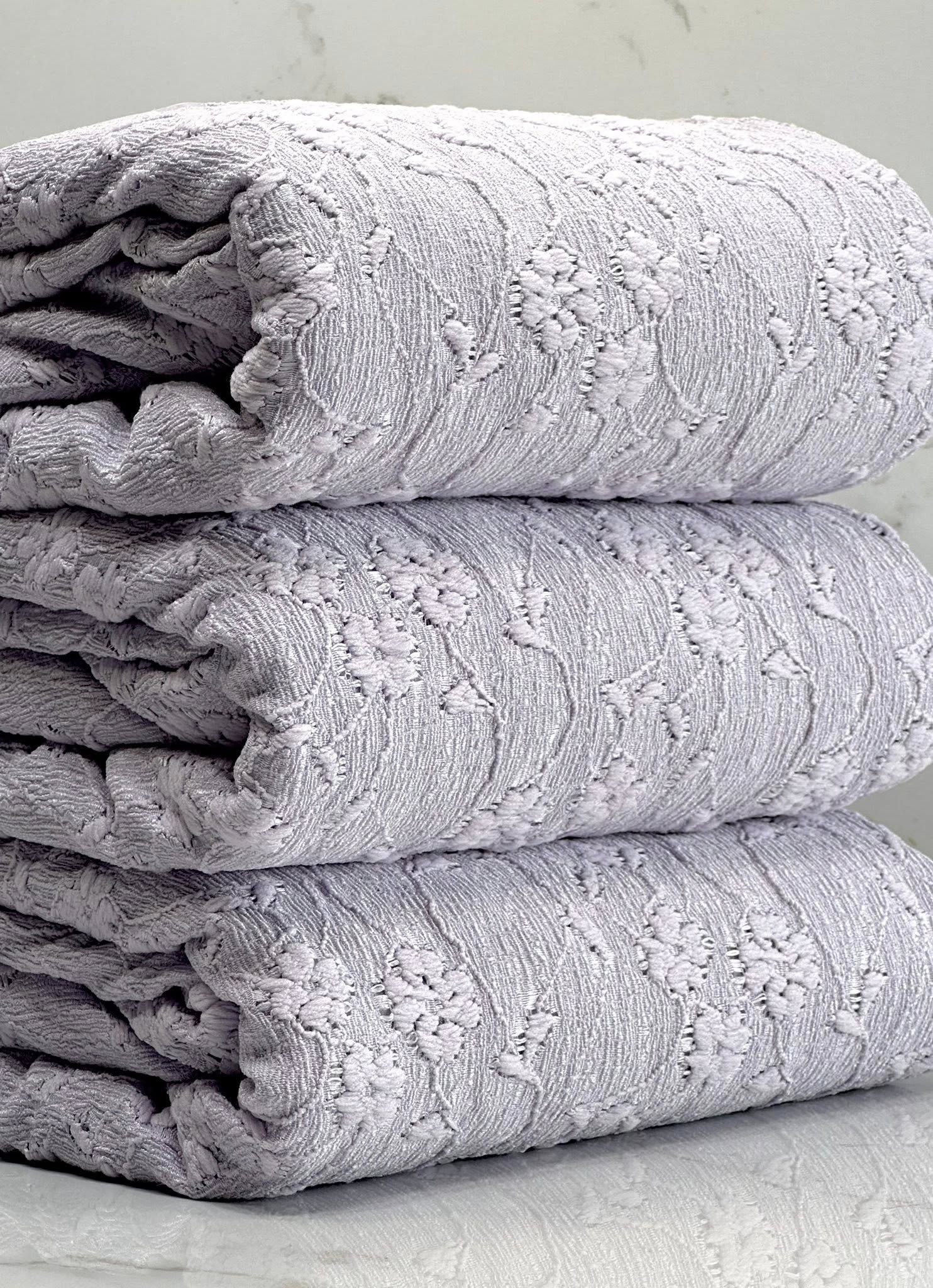 (LACE) LILAC AMOR FLORAL