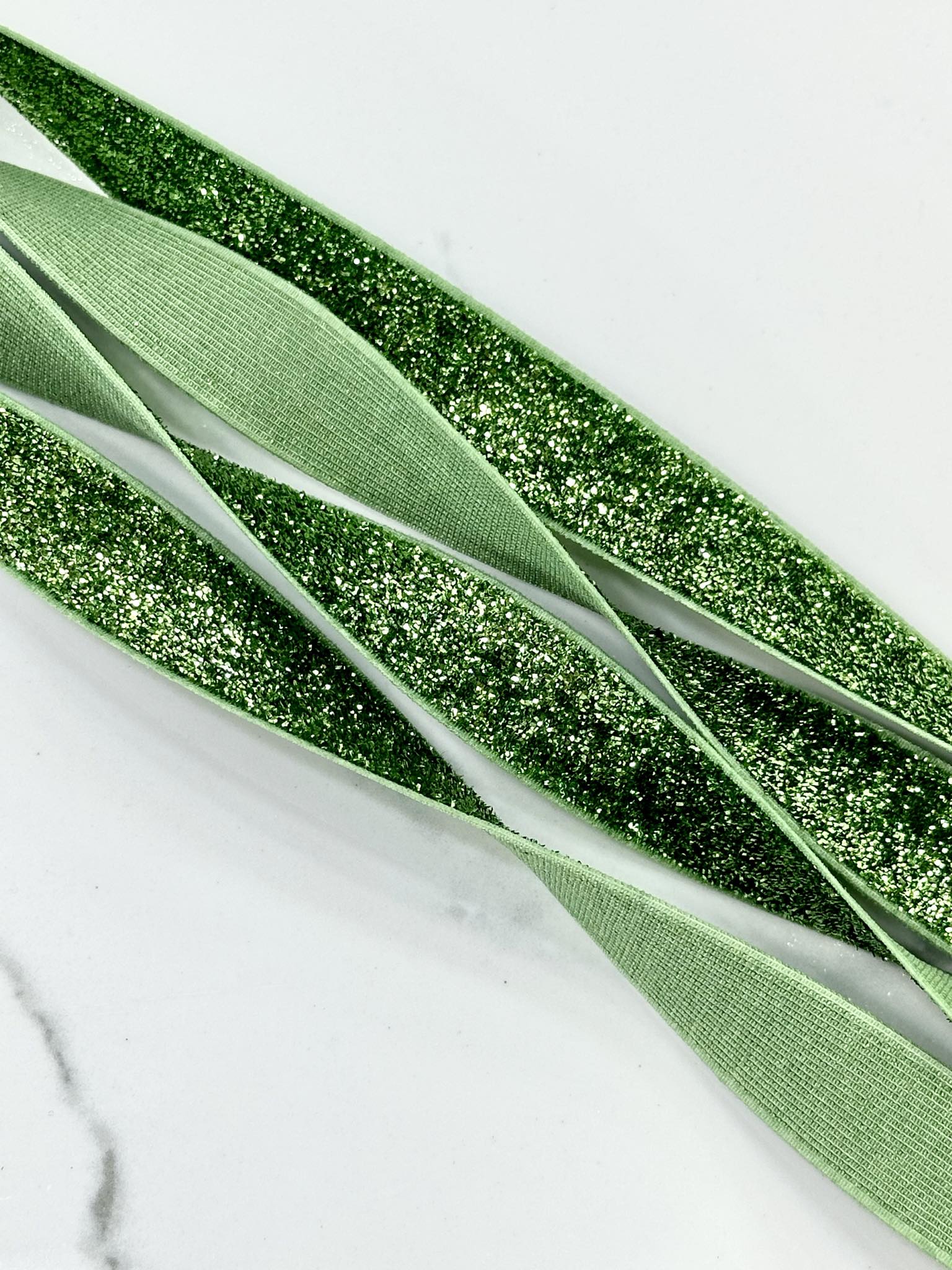 (TRIM) 5/8 ELASTIC GREEN SHIMMER