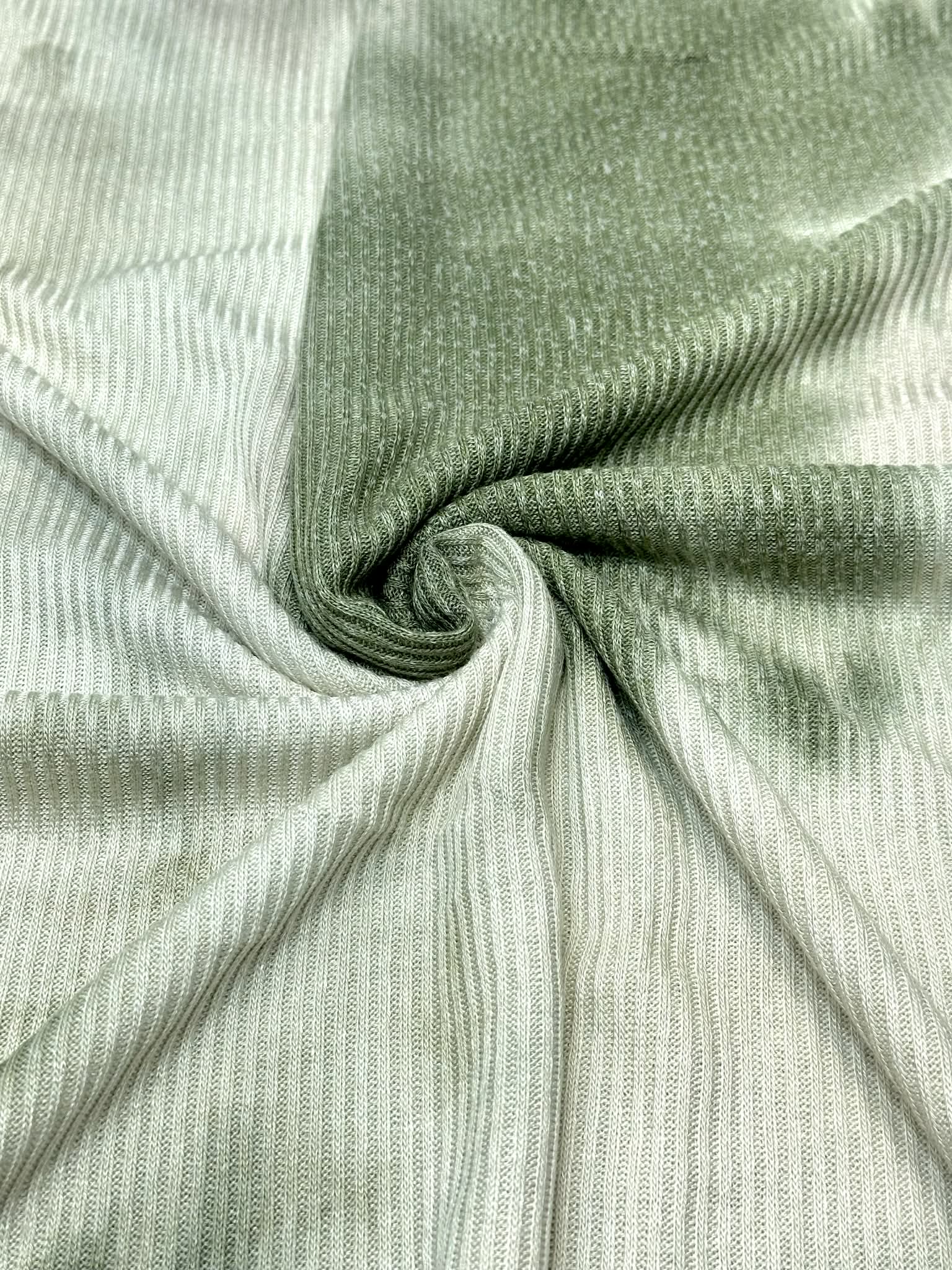 (CASHMERE RIB BRUSHED) OLIVE AND CREAM TIE DYE