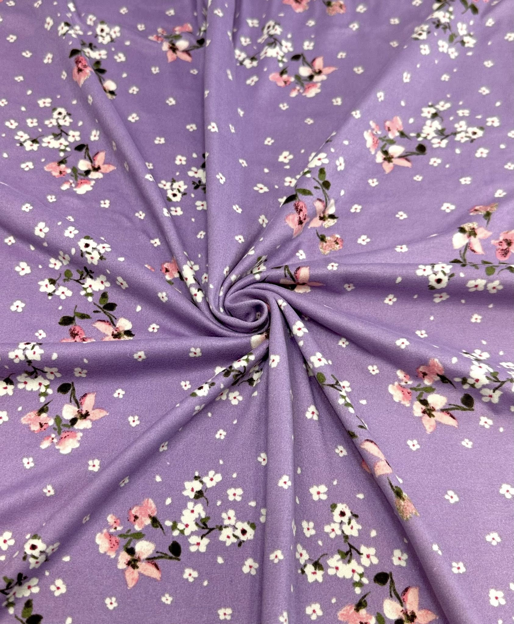 (DBP) PINK AND WHITE FLOWERS ON LAVENDER