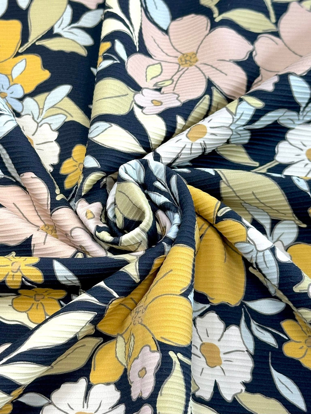 (SWIM) FLORAL PATTERN ON NAVY