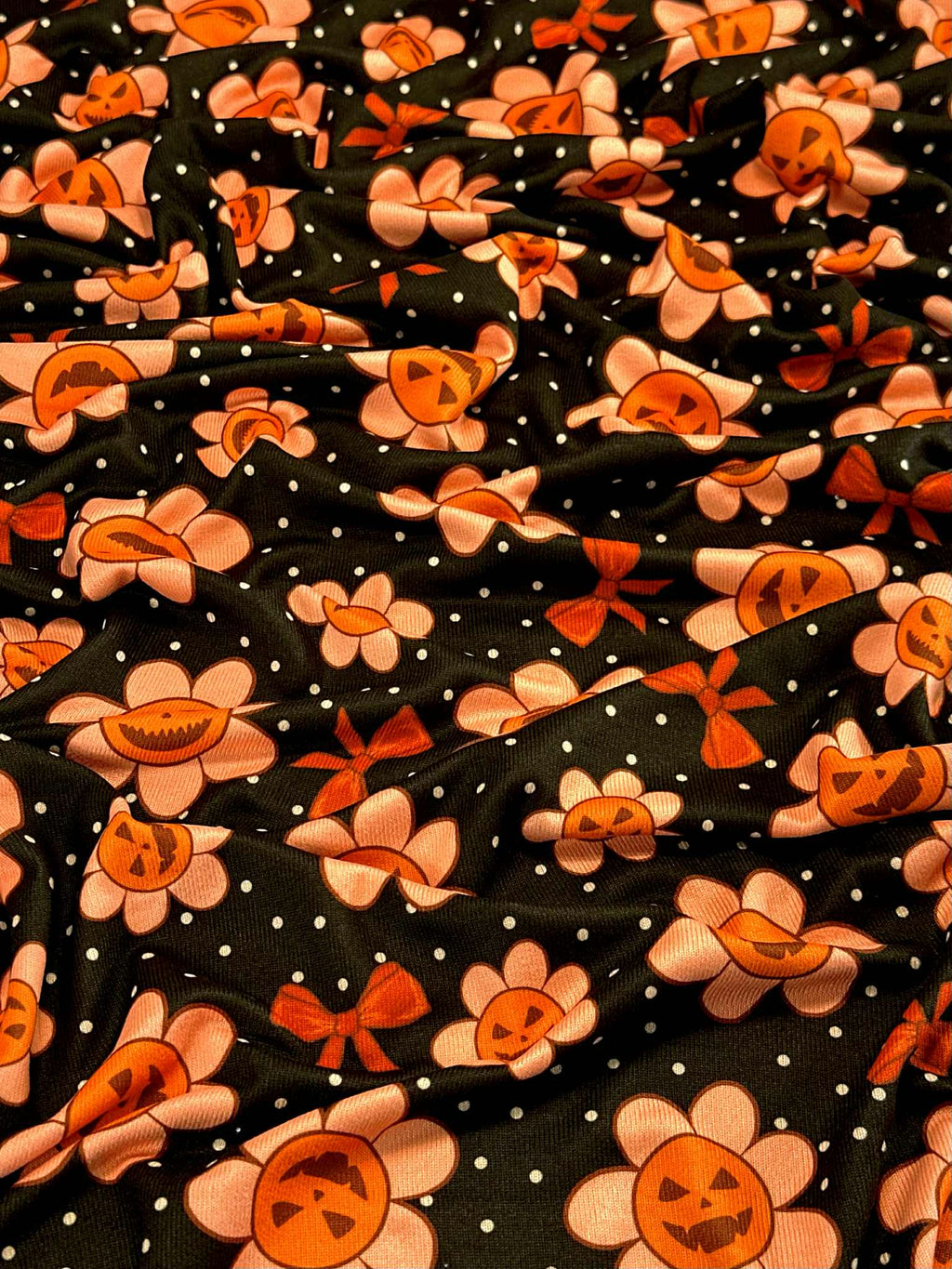 (OAKLEY) ORANGE PUMPKIN FLOWERS AND BOWS ON DARK BROWN(1)