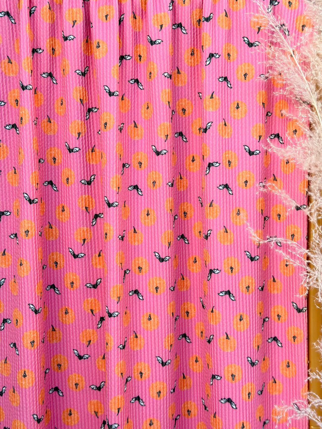 (URBAN RIB) PUMPKINS AND BATS IN PINK