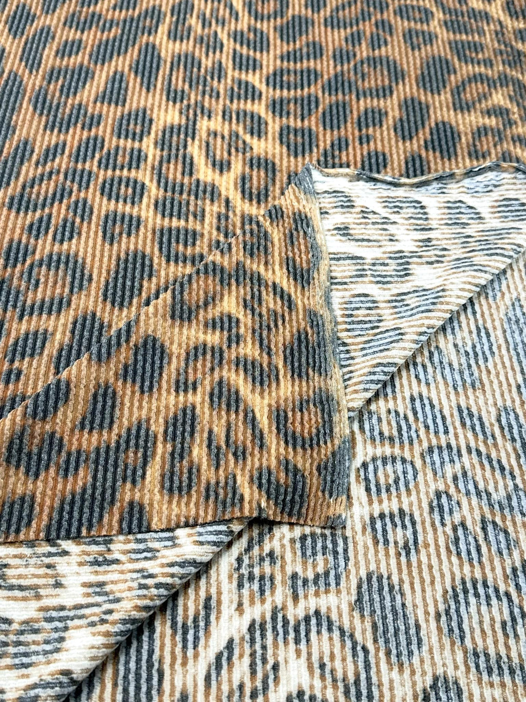(URBAN RIB) BLACK AND BROWN CHEETAH