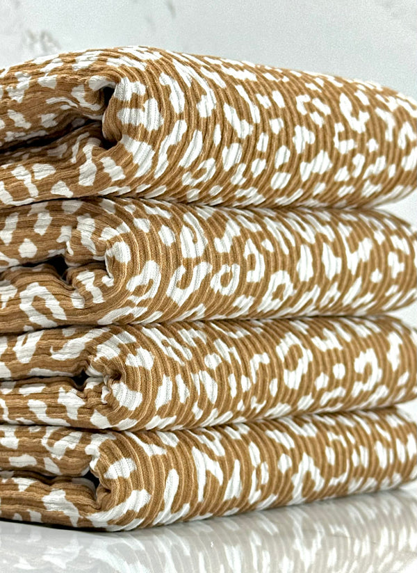 (URBAN RIB) TINY OFF WHITE CHEETAH ON VINTAGE BROWN