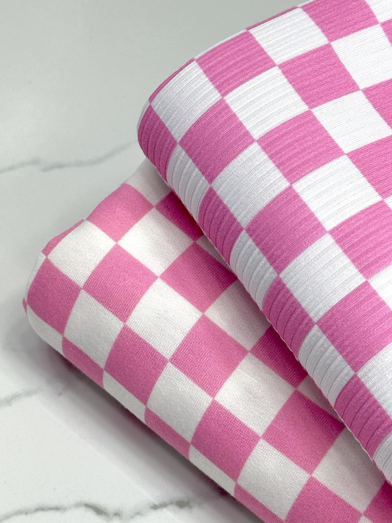 (YUMMY RIB) PINK AND OFF WHITE CHECKERED