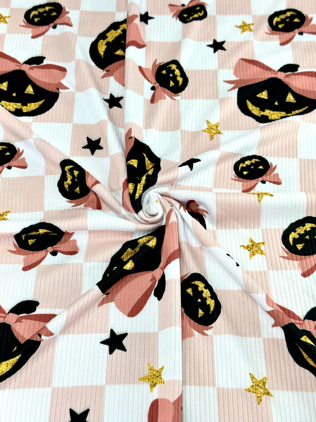 (YUMMY RIB) BLACK PUMPKINS WITH BOWS AND STARS ON LIGHT PINK CHECKERED (3)