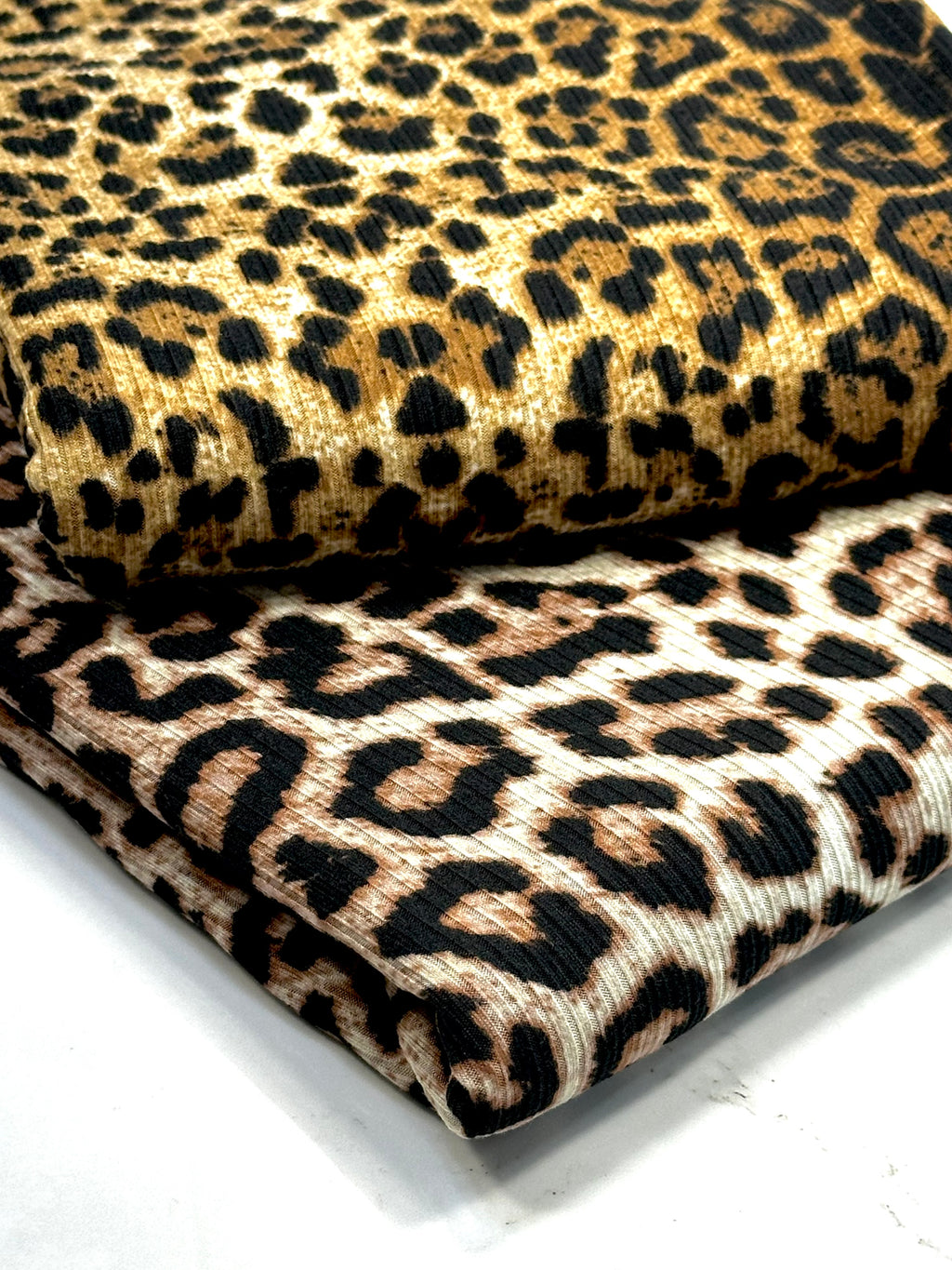 (4X2 YUMMY RIB) BLACK AND TAN CHEETAH