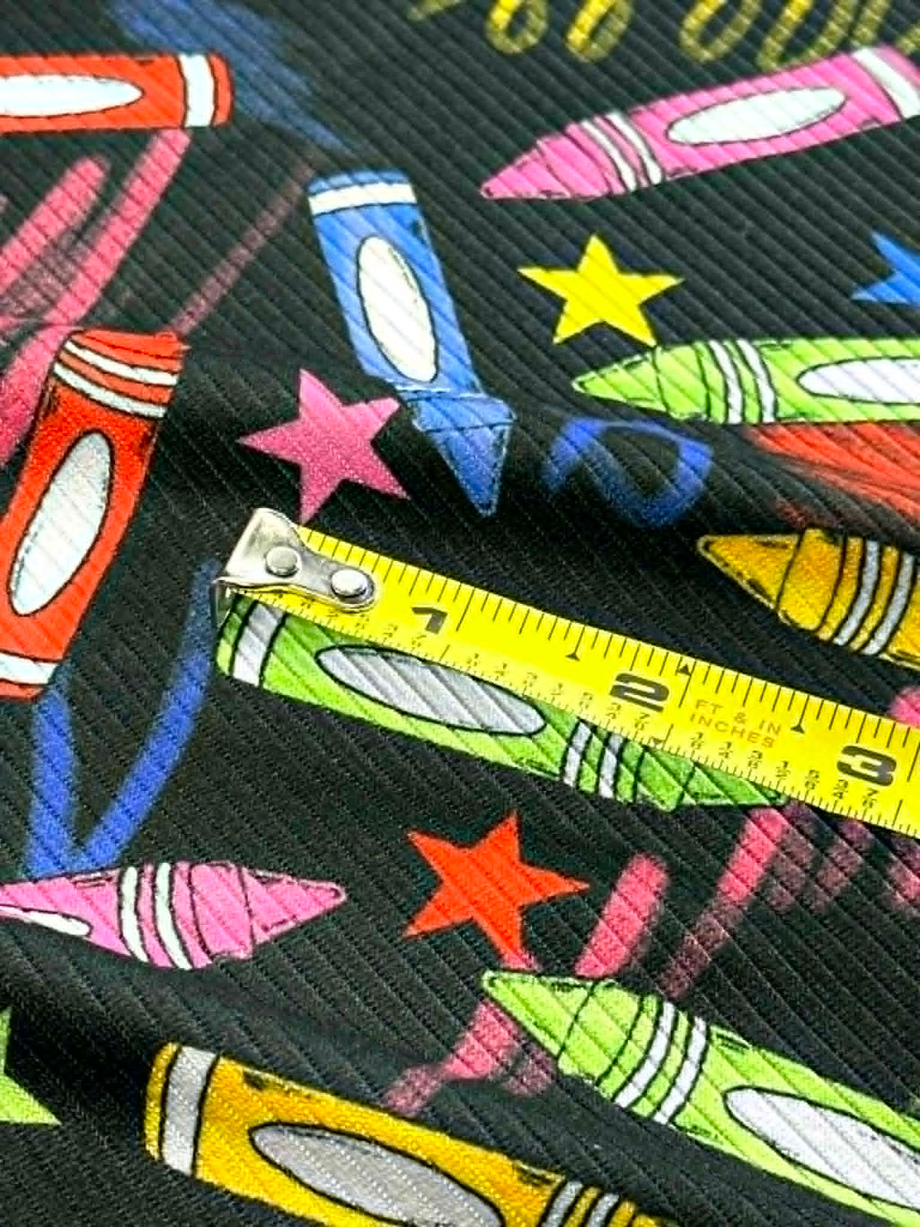 (4X2 YUMMY RIB) COLORFUL CRAYONS AND SCRIBBLES ON BLACK (1)