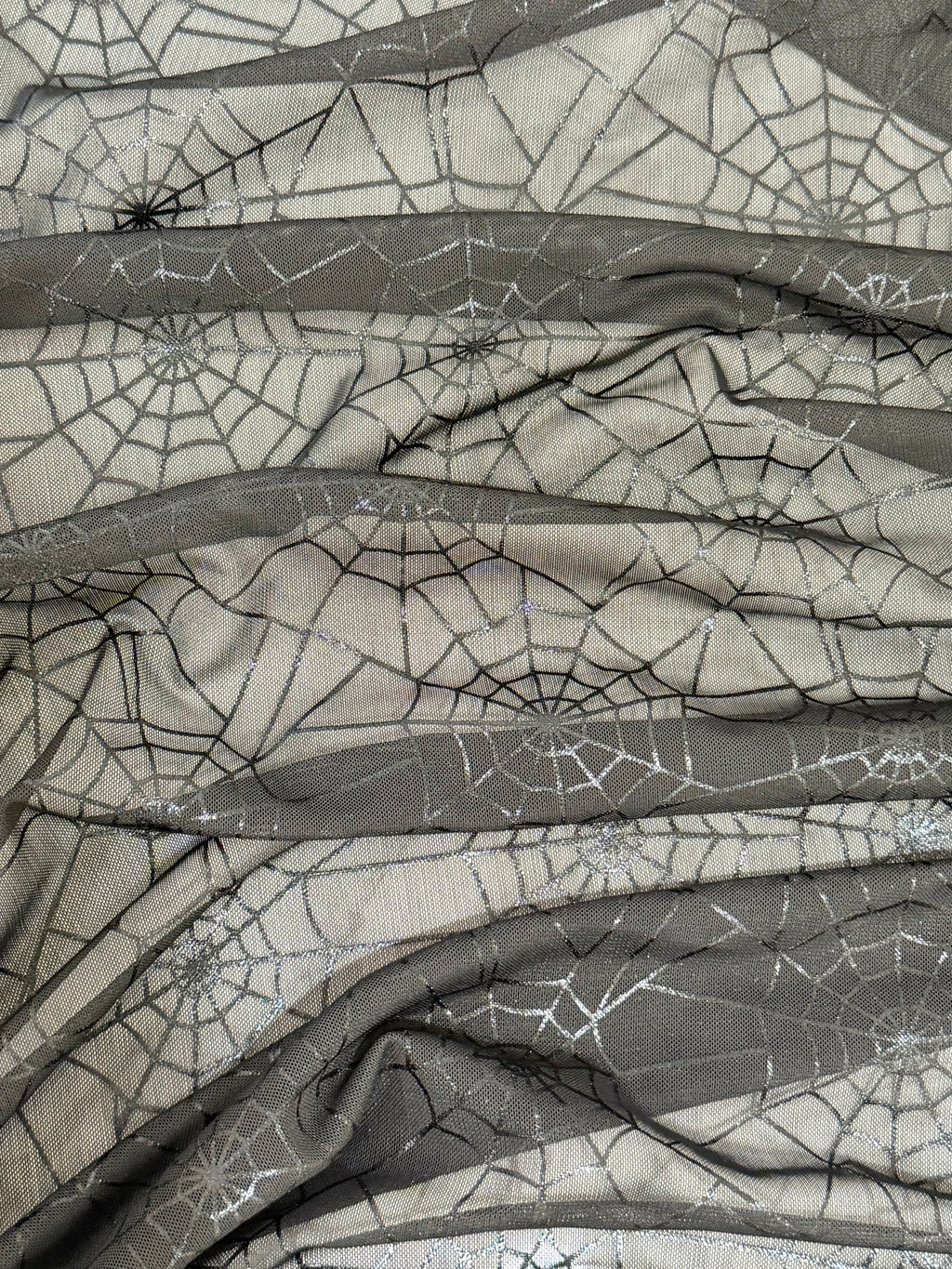 (MESH) METALLIC BLACK SPIDERWEBS