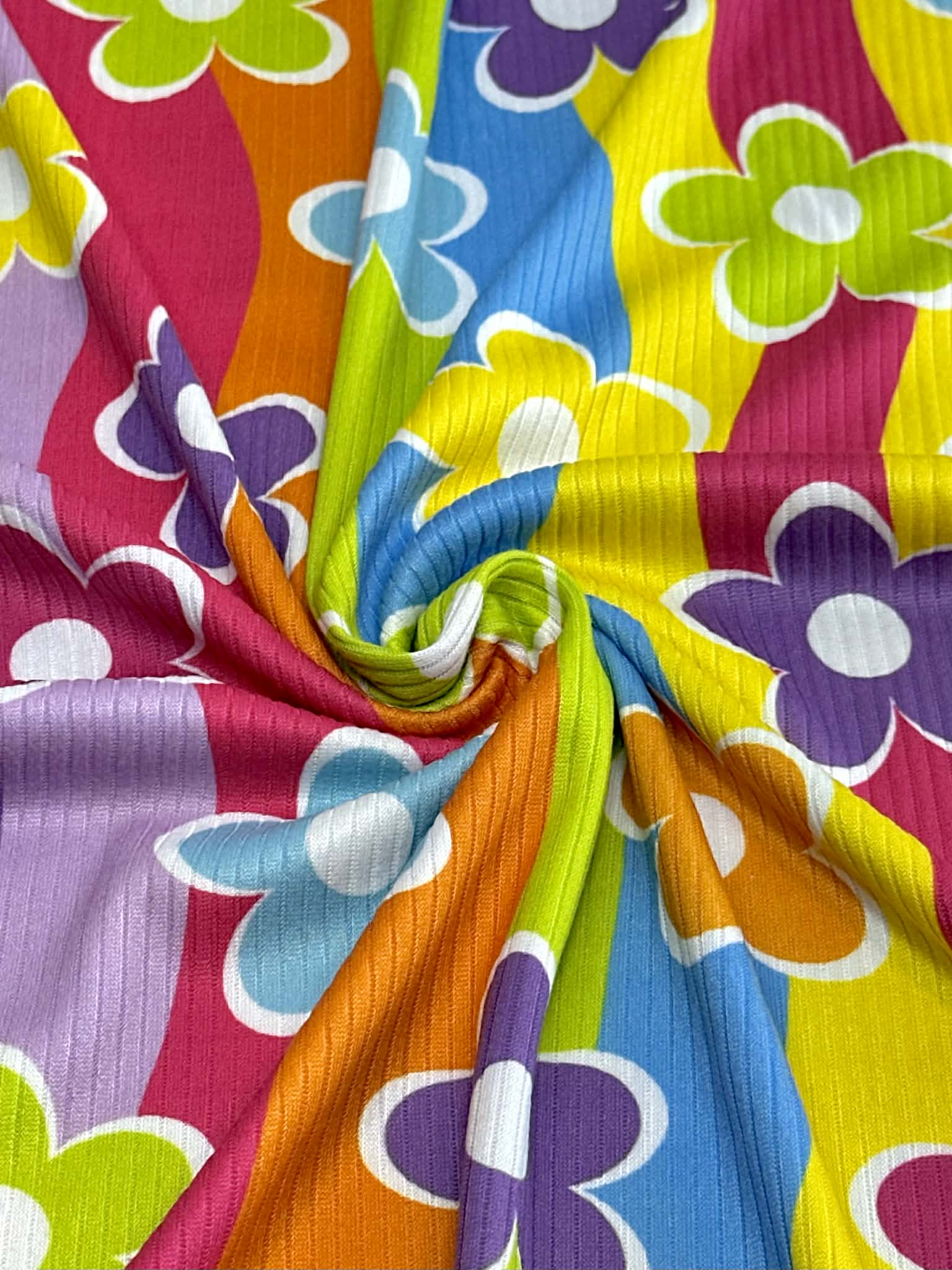 (4X2 YUMMY RIB) BRIGHT COLORFUL FLOWERS ON COLORFUL WAVE