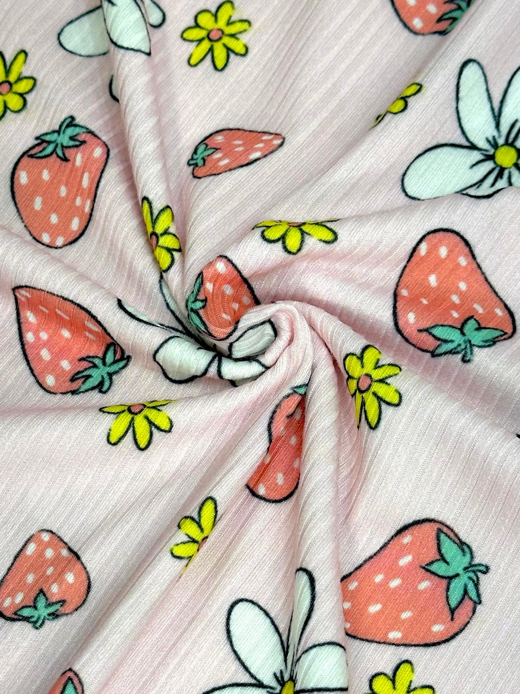 (YUMMY RIB) STRAWBERRIES AND FLOWERS ON PINK