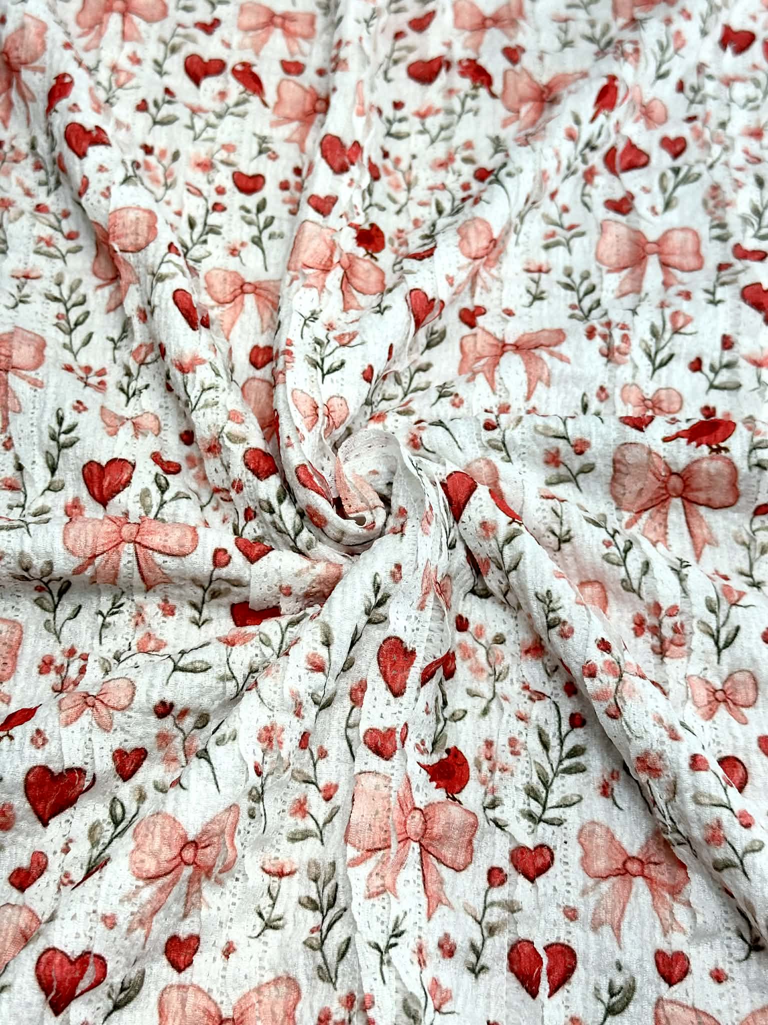 (RUFFLE LACE) HEARTS, BOWS, FLOWERS, AND RED BIRDS ON OFF WHITE