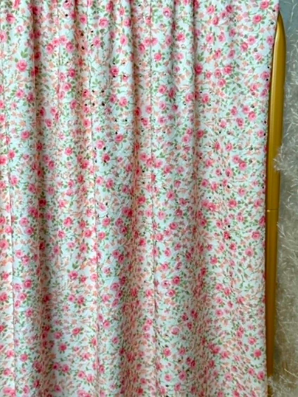 (EYELET) LIGHT CORAL FLORAL ON OFF WHITE