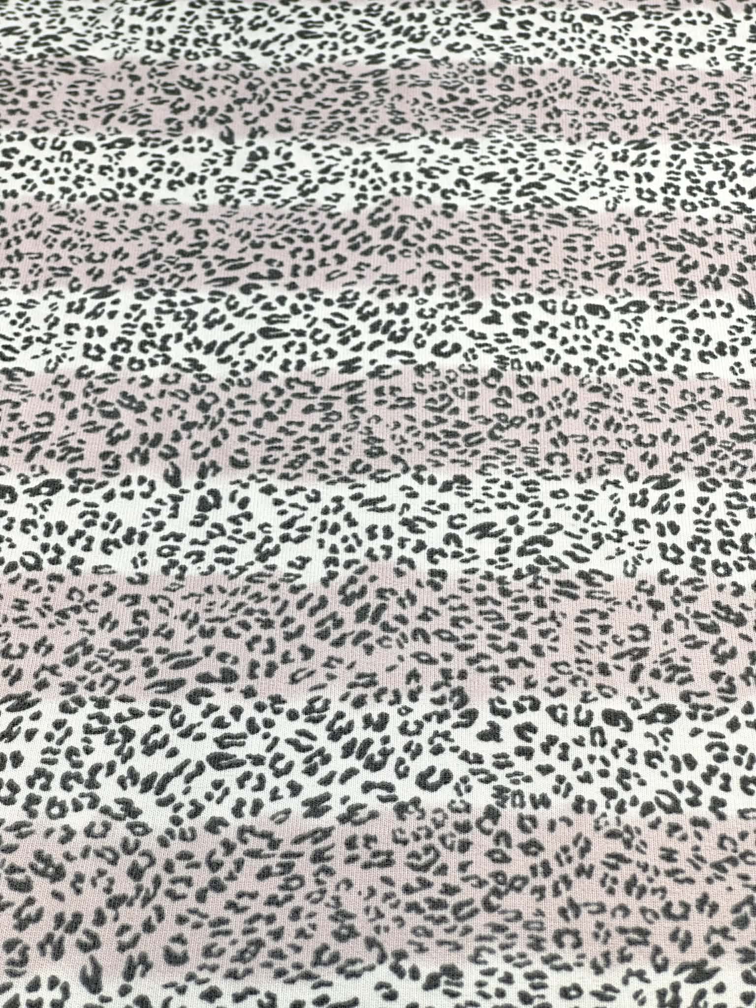 (SWEATER KINT/OAKLEY) TINY CHARCOAL CHEETAH ON 2-TONE BLUSH(5)