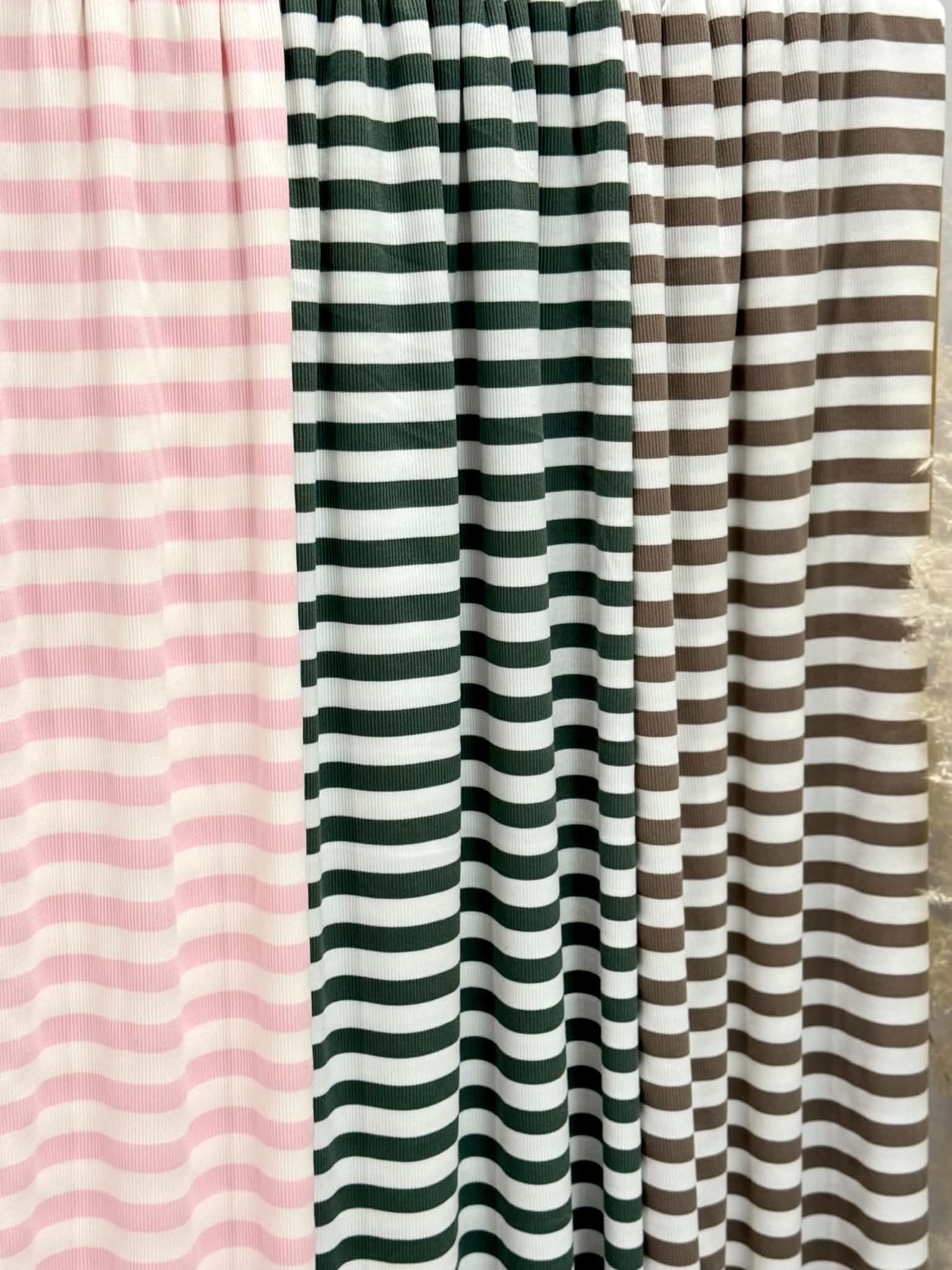 (2X2 COTTON FEEL RIB) PINK AND OFF WHITE STRIPES