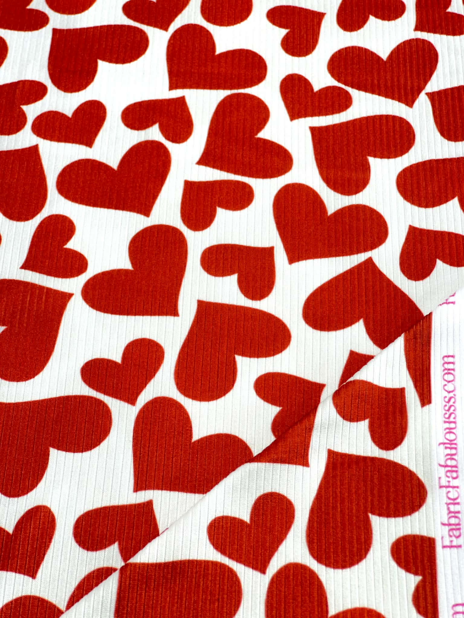 (4X2 YUMMY RIB) RED HEARTS ON OFF WHITE