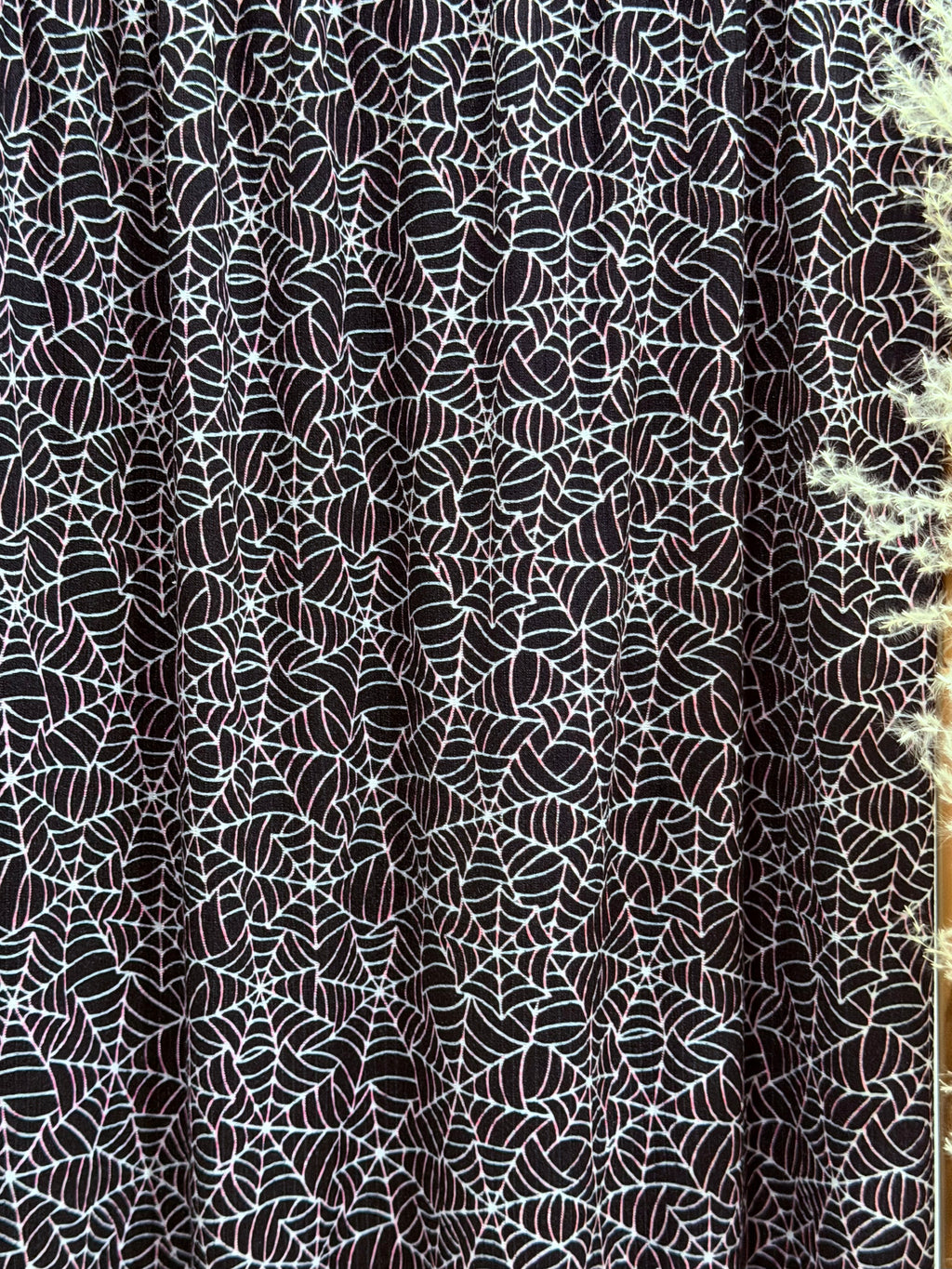 (4X2 RIB) PINK AND WHITE SPIDERWEBS ON BLACK