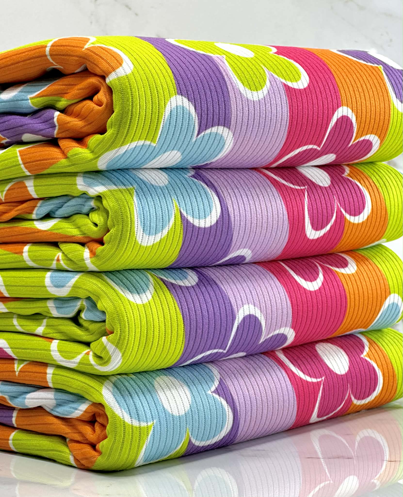 (4X2 YUMMY RIB) BRIGHT COLORFUL FLOWERS ON COLORFUL WAVE