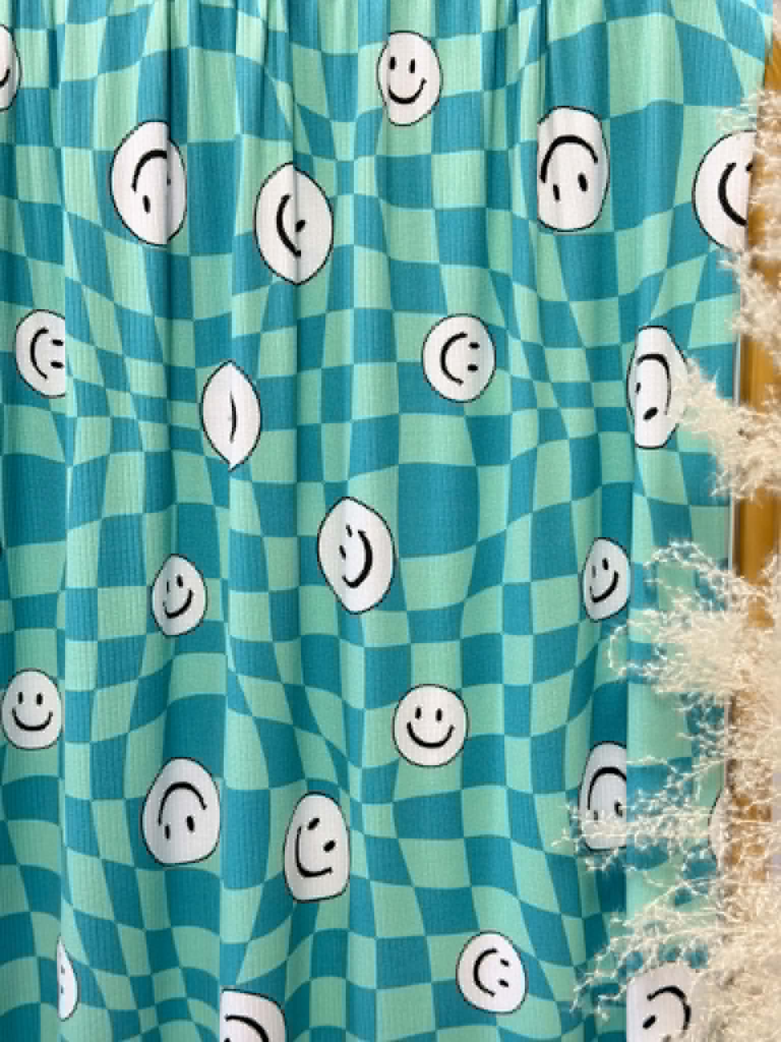 (4X2 YUMMY RIB) HAPPY FACES ON TURQUOISE AND MINT CHECKERED WAVE
