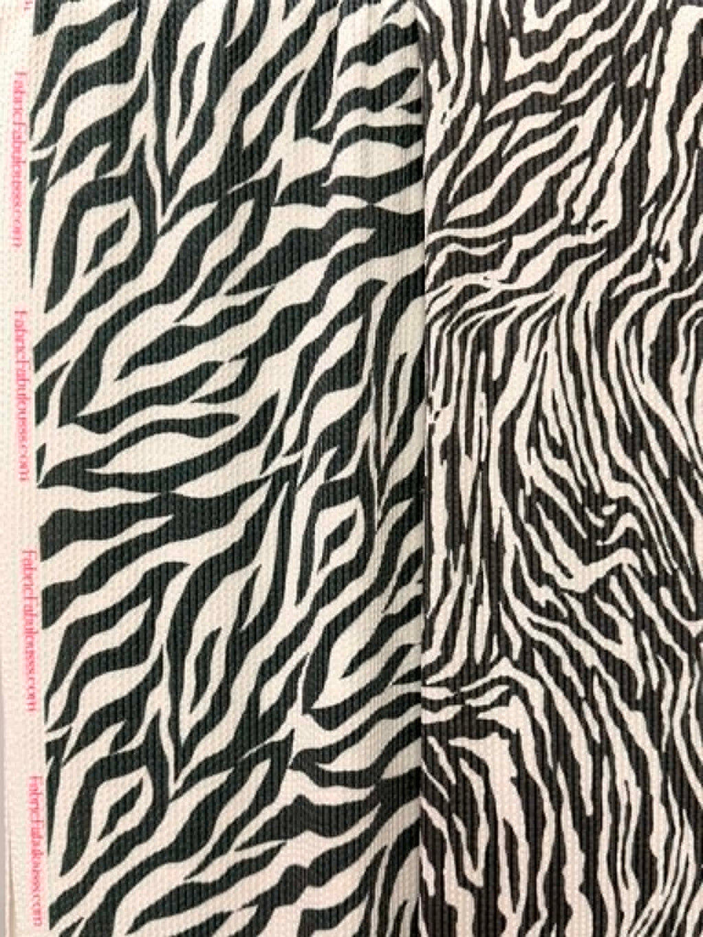 (URBAN RIB) BLACK ZEBRA ON OFF WHITE