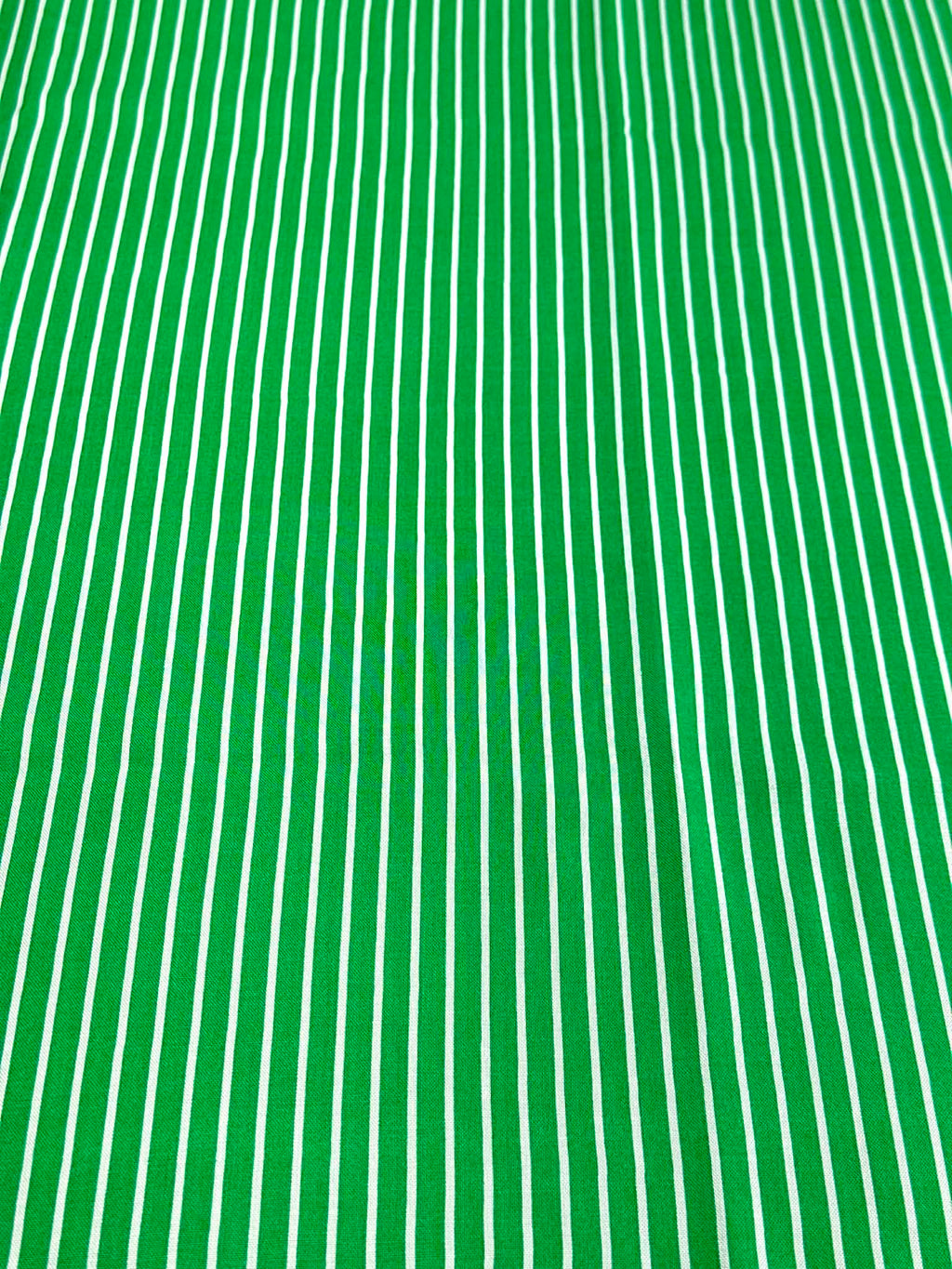 (WOVEN) THIN OFF WHITE STRIPES ON GREEN