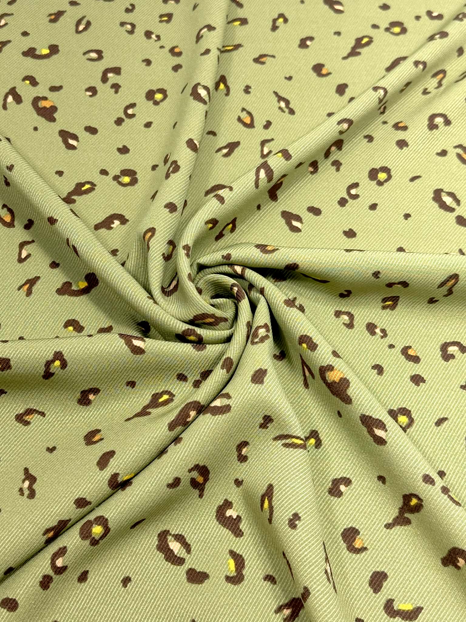 (TWILL WOVEN) TINY LEOPARD ON OLIVE