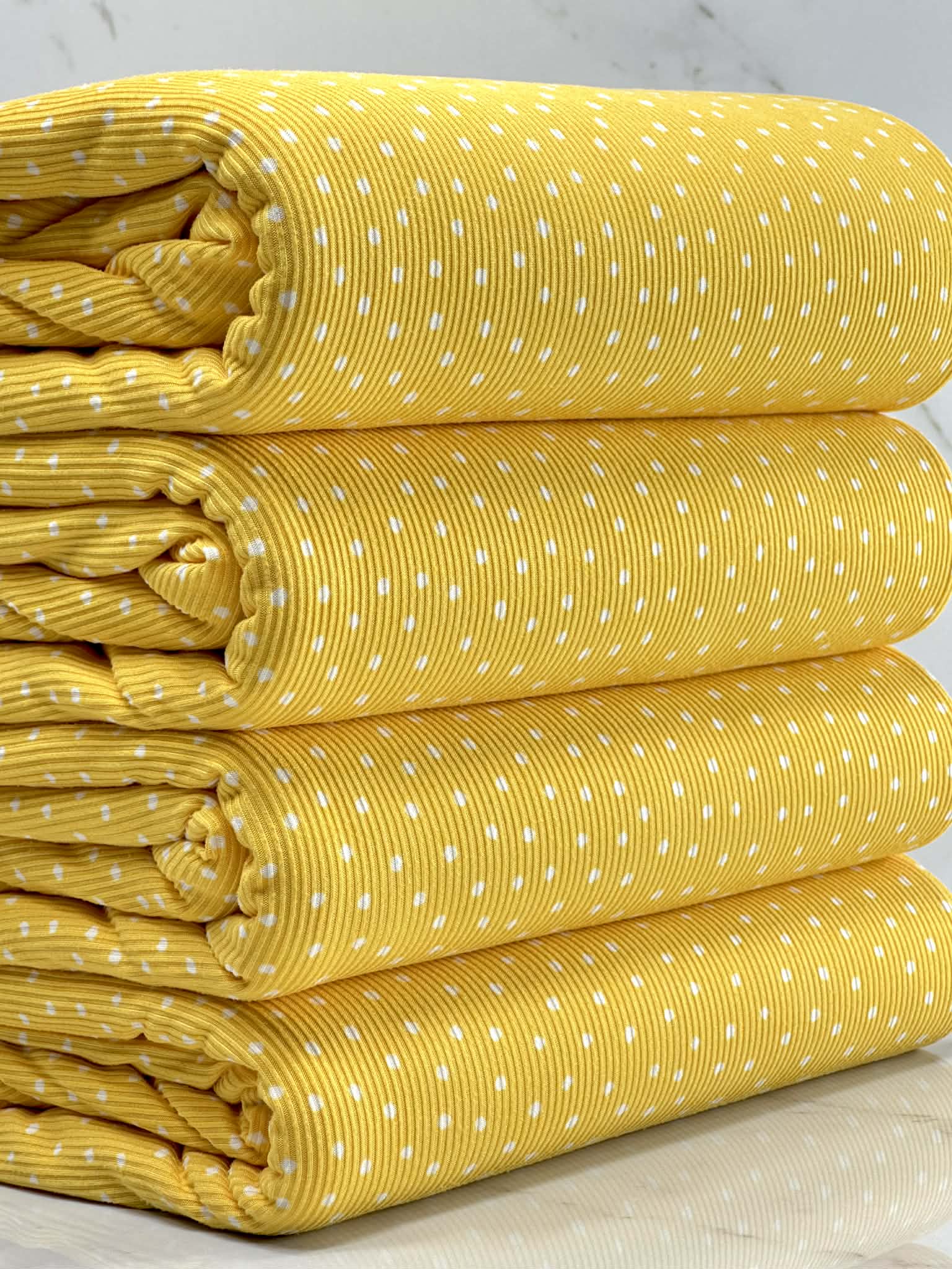 (2X1 YUMMY RIB) OFF WHITE POLKA DOTS ON YELLOW