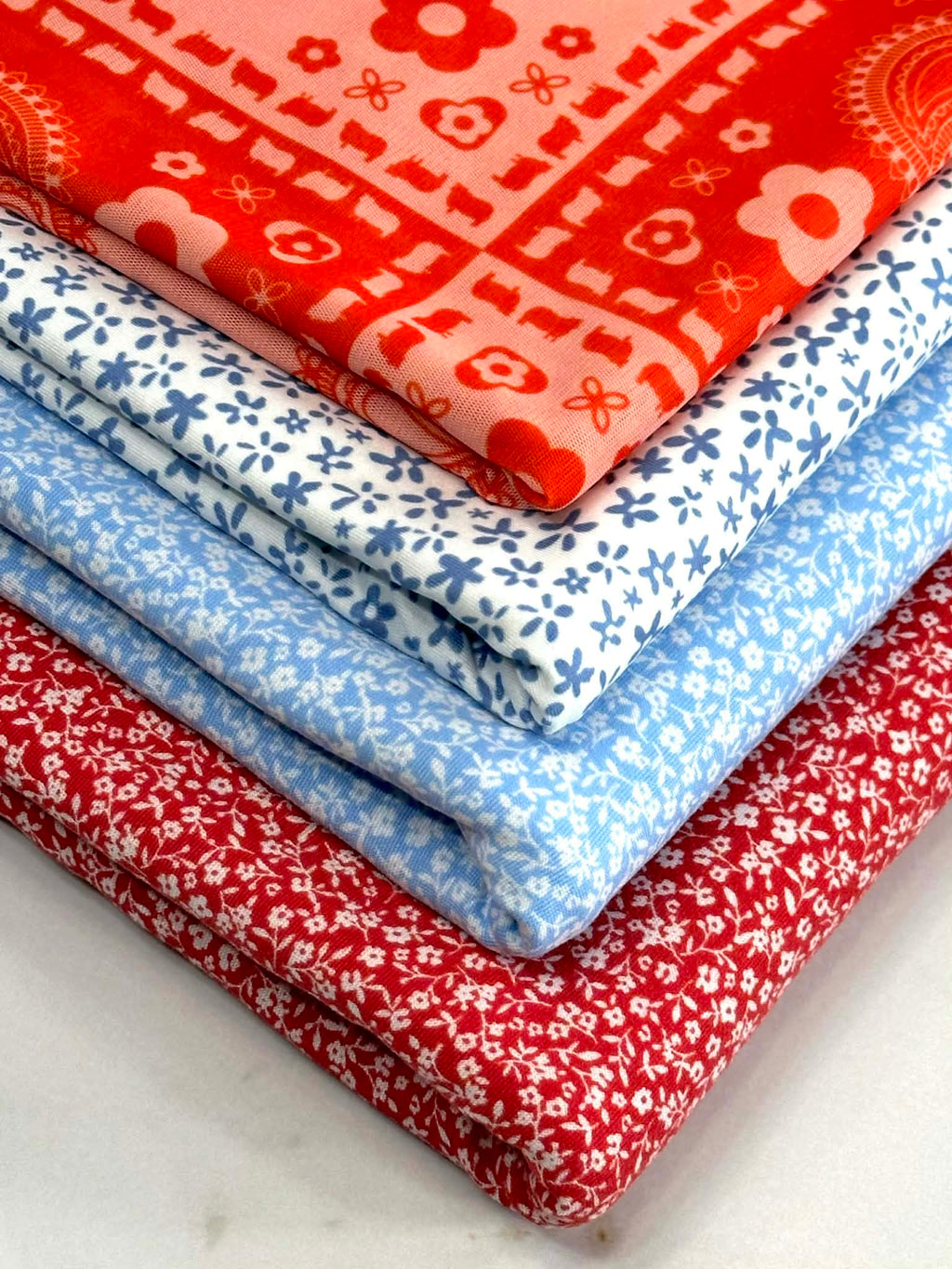 (DBP) TINY BLUE FLOWERS ON OFF WHITE