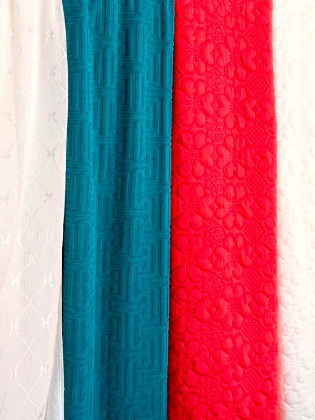 (TOWEL) TROPICAL TEAL MAZE
